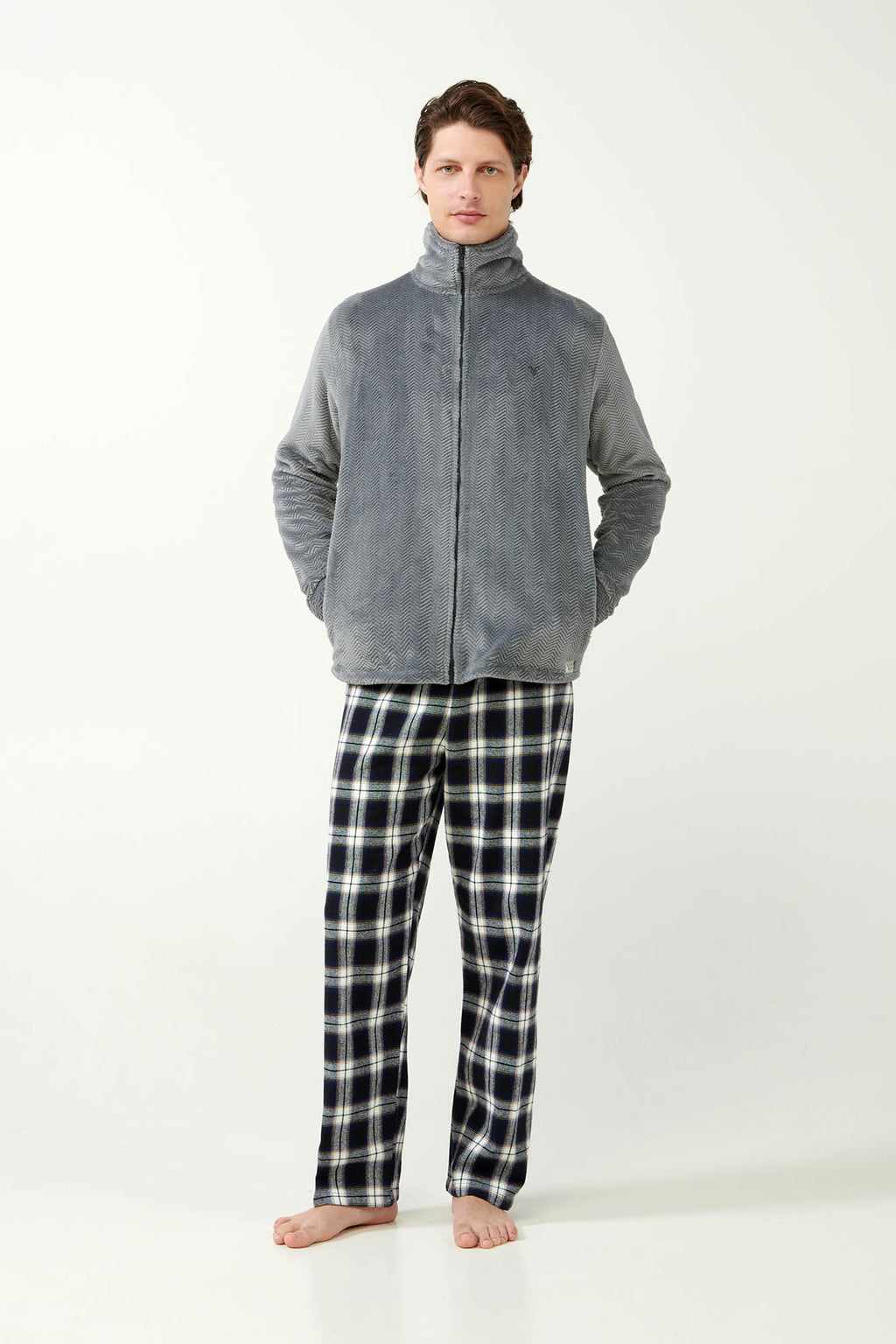 https://assets.vampfashion.com/SOFTONE_TMP_IMAGES/2_0981075477.jpg