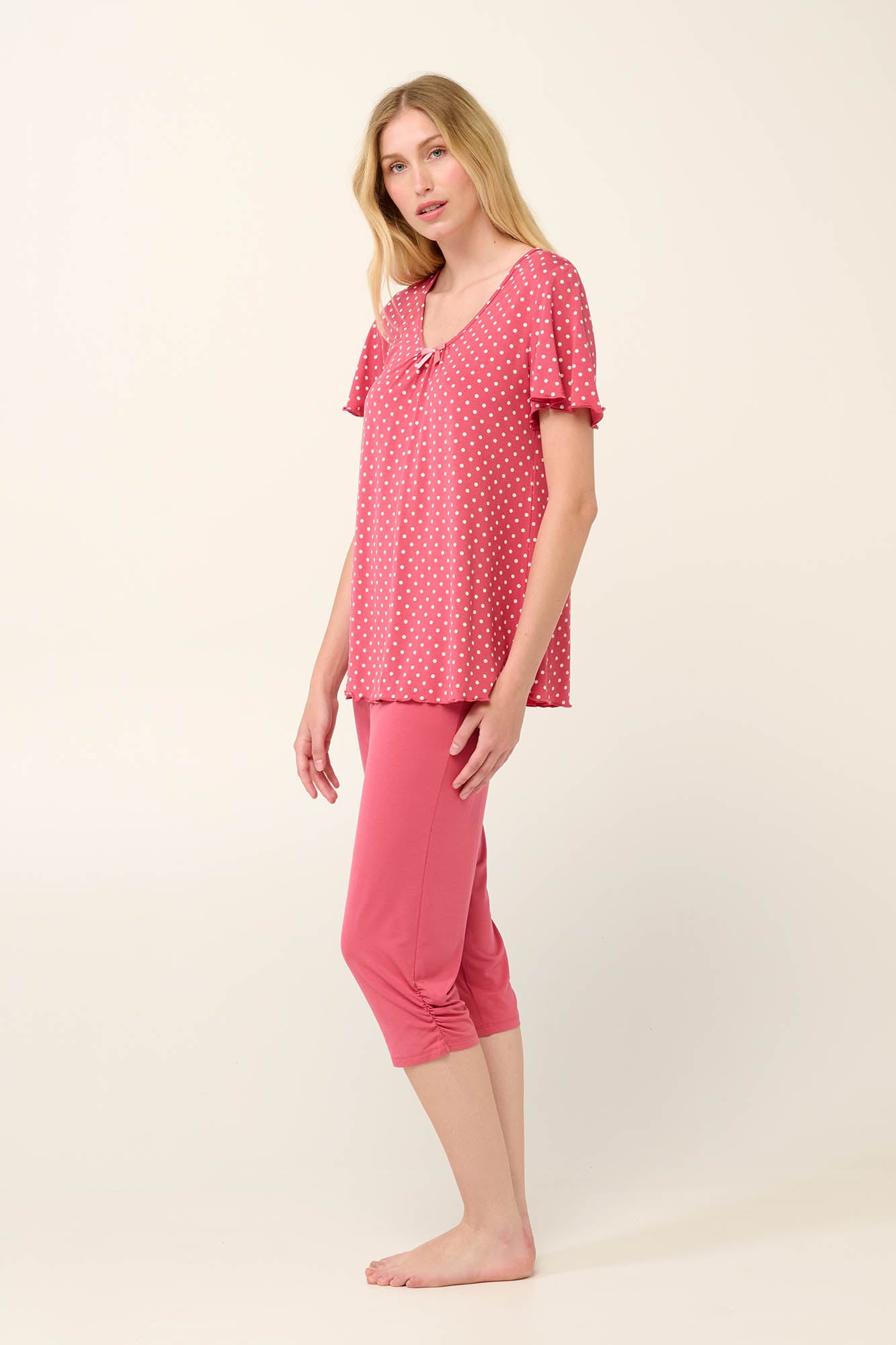https://assets.vampfashion.com/SOFTONE_TMP_IMAGES/2_0981637844.jpg