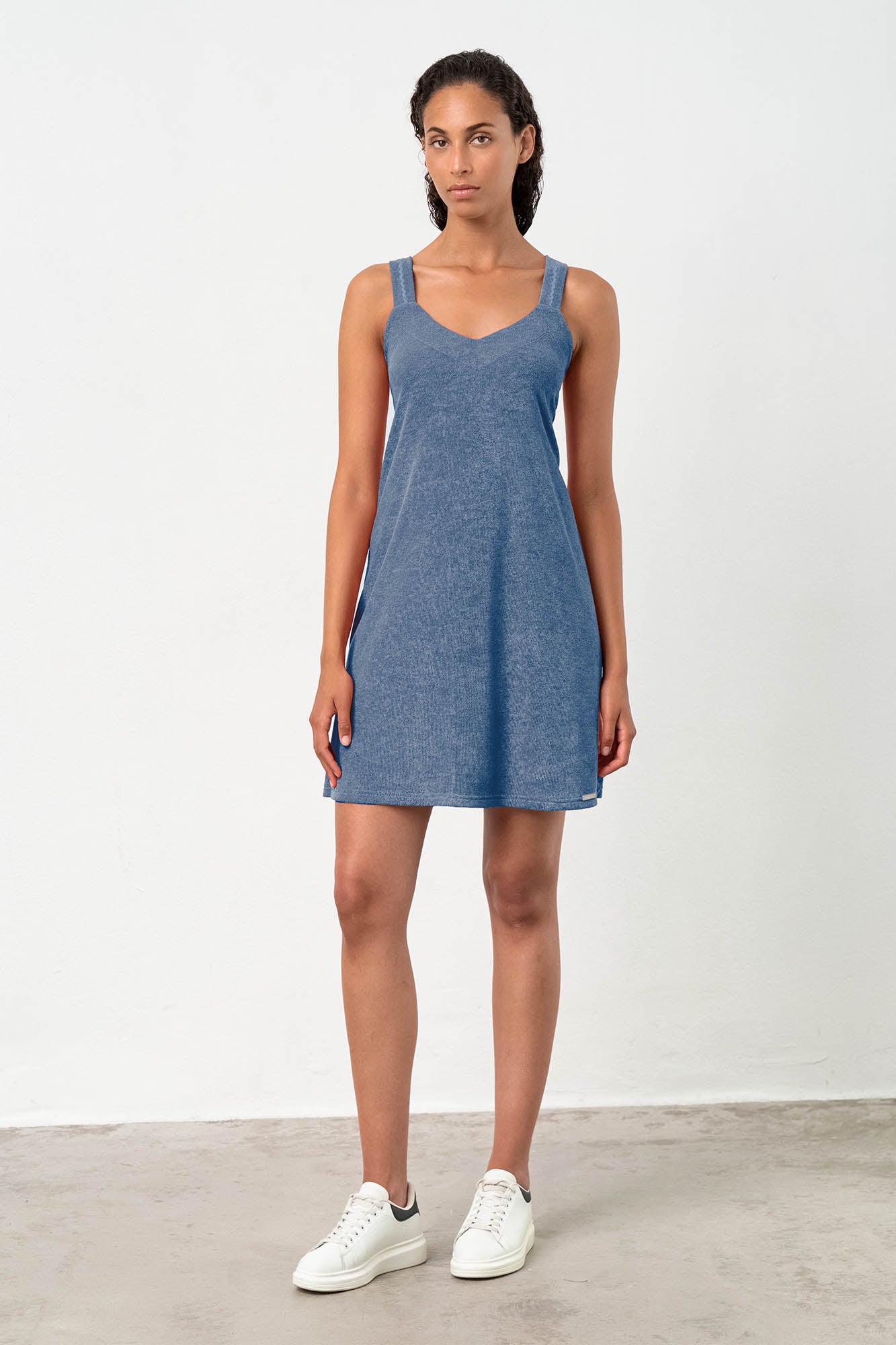 https://assets.vampfashion.com/SOFTONE_TMP_IMAGES/2_0988054739.jpg