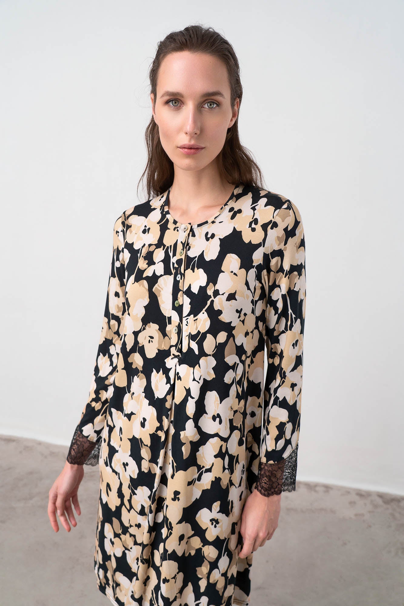 https://assets.vampfashion.com/SOFTONE_TMP_IMAGES/3_0002110038.jpg