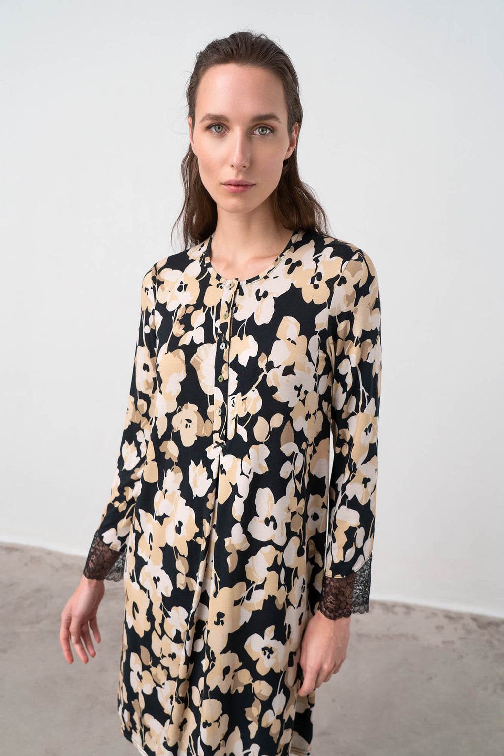 https://assets.vampfashion.com/SOFTONE_TMP_IMAGES/3_0002110038.jpg