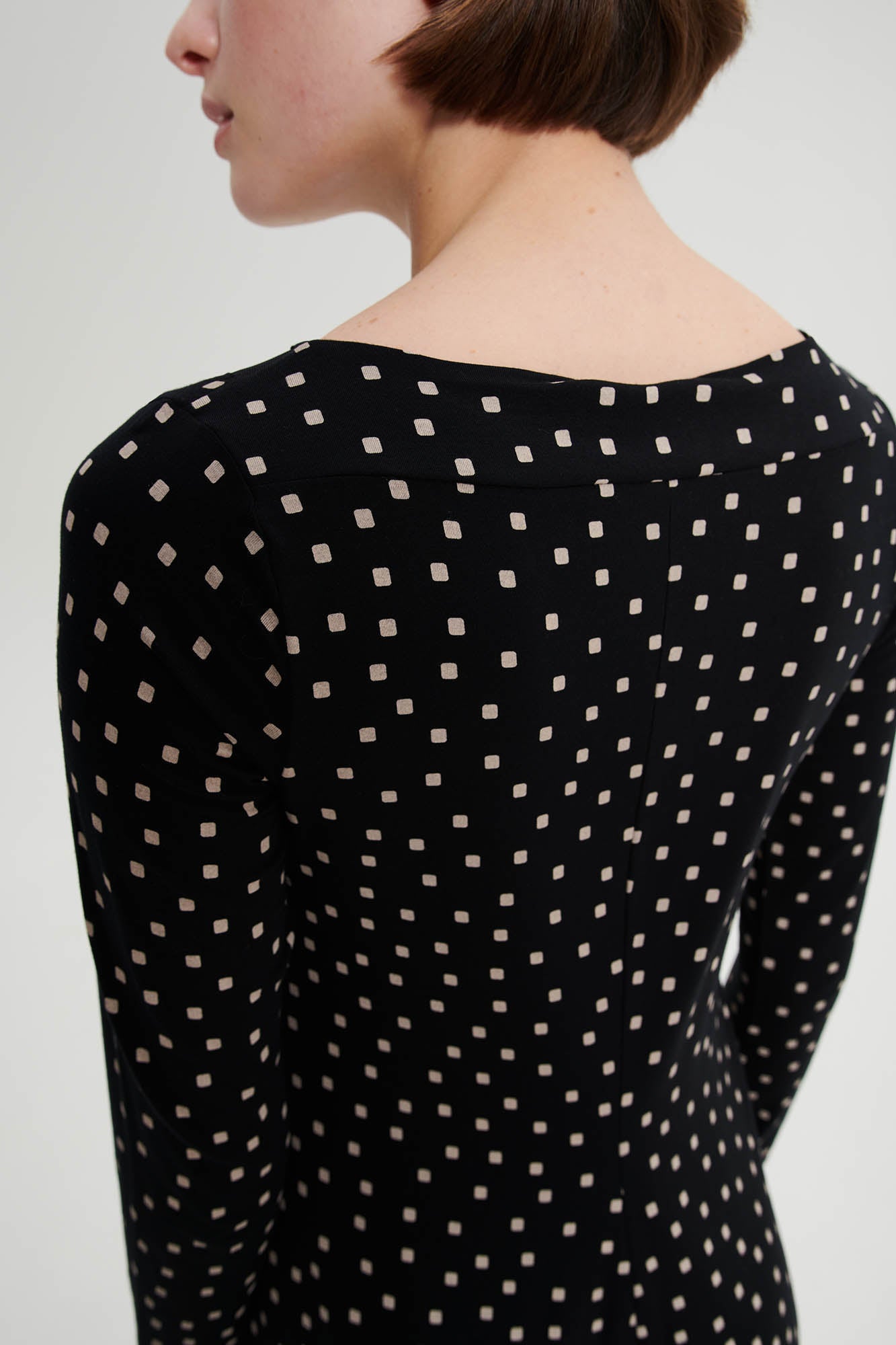 https://assets.vampfashion.com/SOFTONE_TMP_IMAGES/3_0011387525.jpg