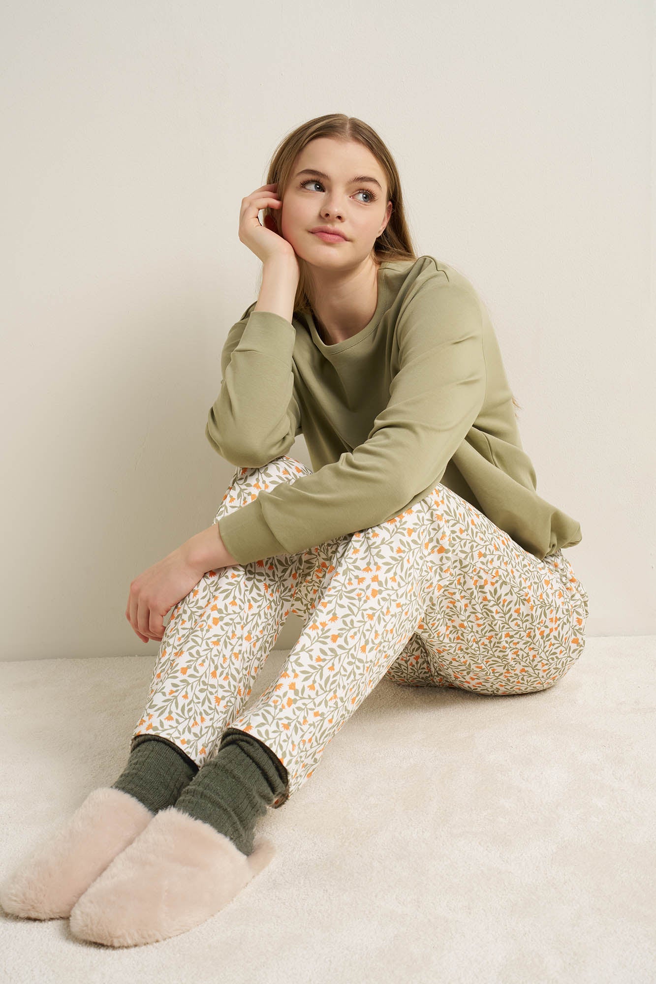 https://assets.vampfashion.com/SOFTONE_TMP_IMAGES/3_0028217272.jpg
