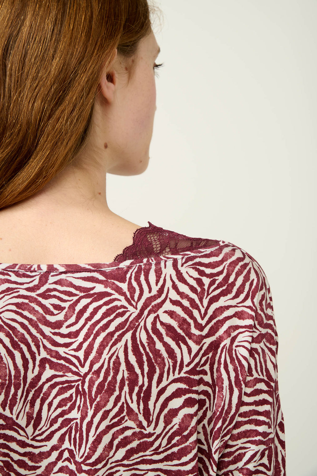 Vamp - Γυναικεία Πυτζάμα Micromodal  με Μοτίβο Ζέβρα