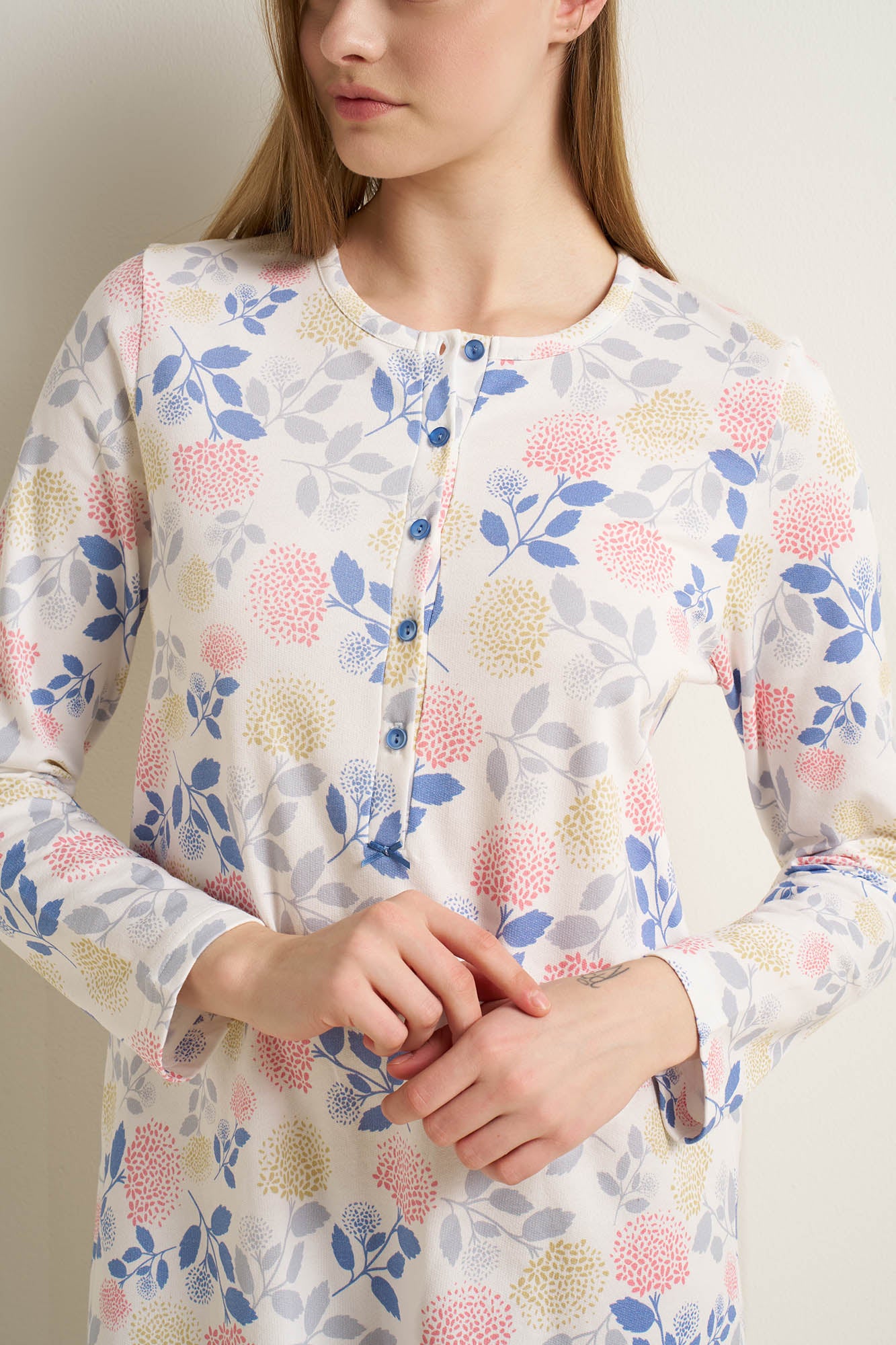 https://assets.vampfashion.com/SOFTONE_TMP_IMAGES/3_0060991181.jpg