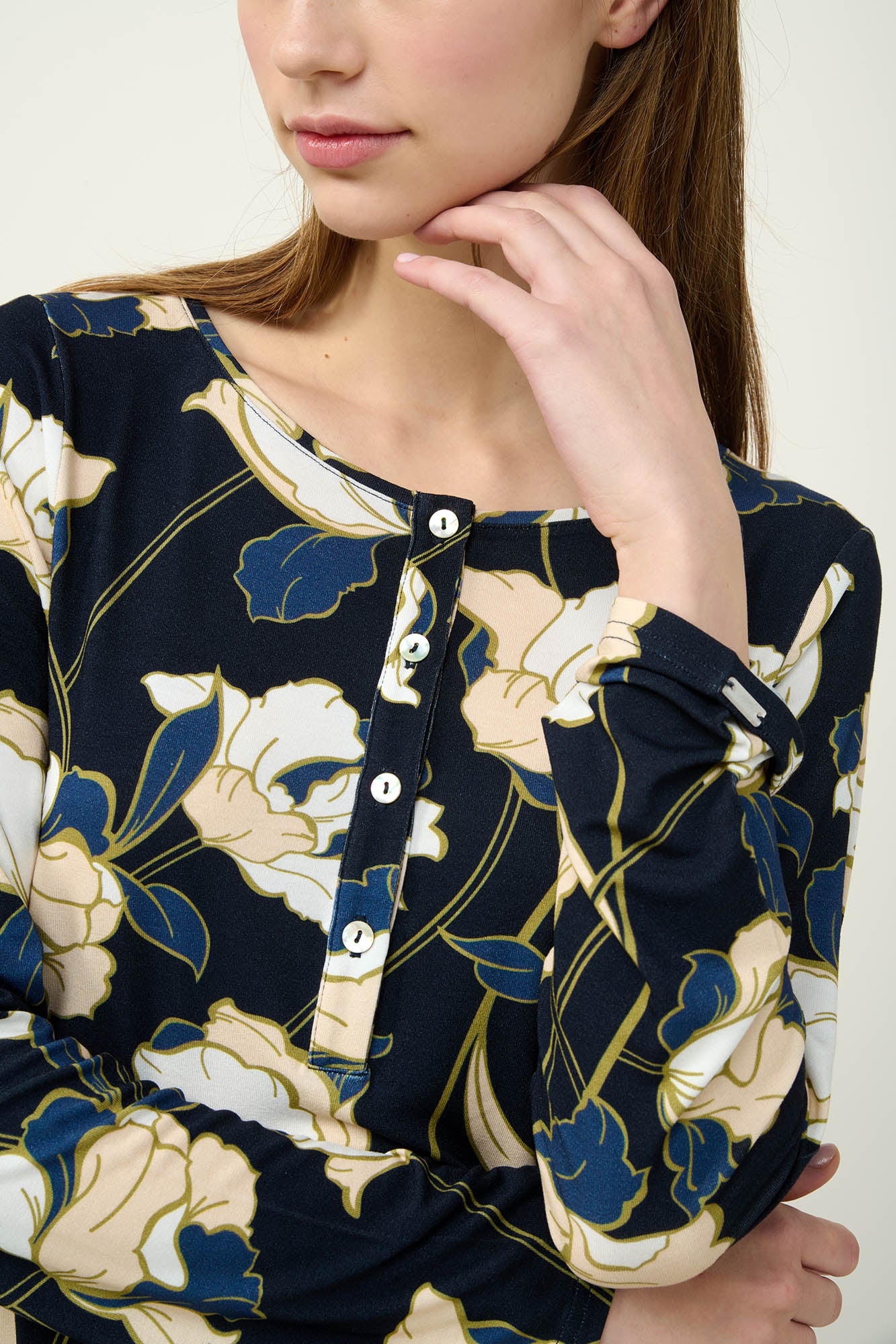 https://assets.vampfashion.com/SOFTONE_TMP_IMAGES/3_0068952005.jpg