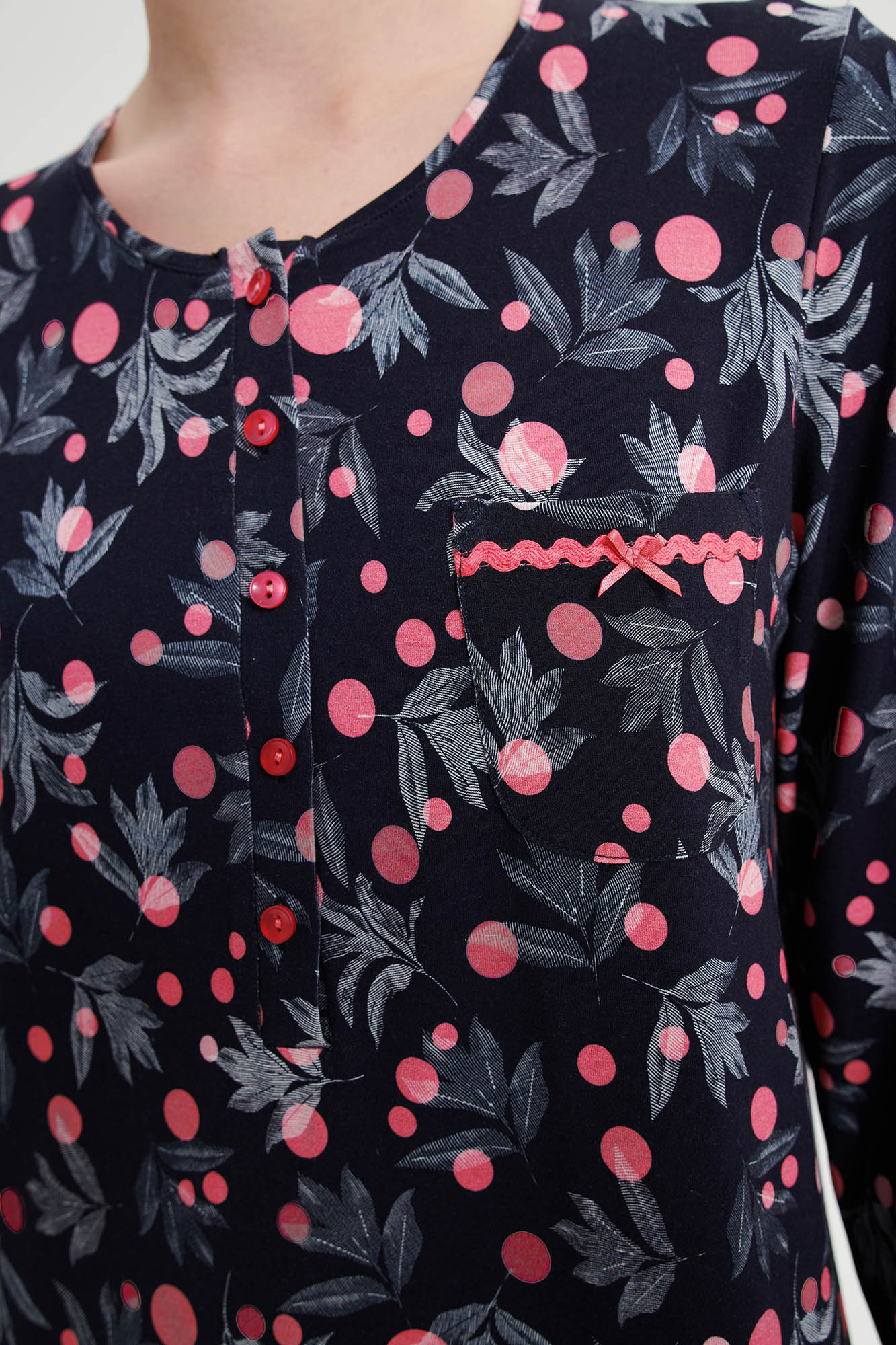 https://assets.vampfashion.com/SOFTONE_TMP_IMAGES/3_0077399666.jpg