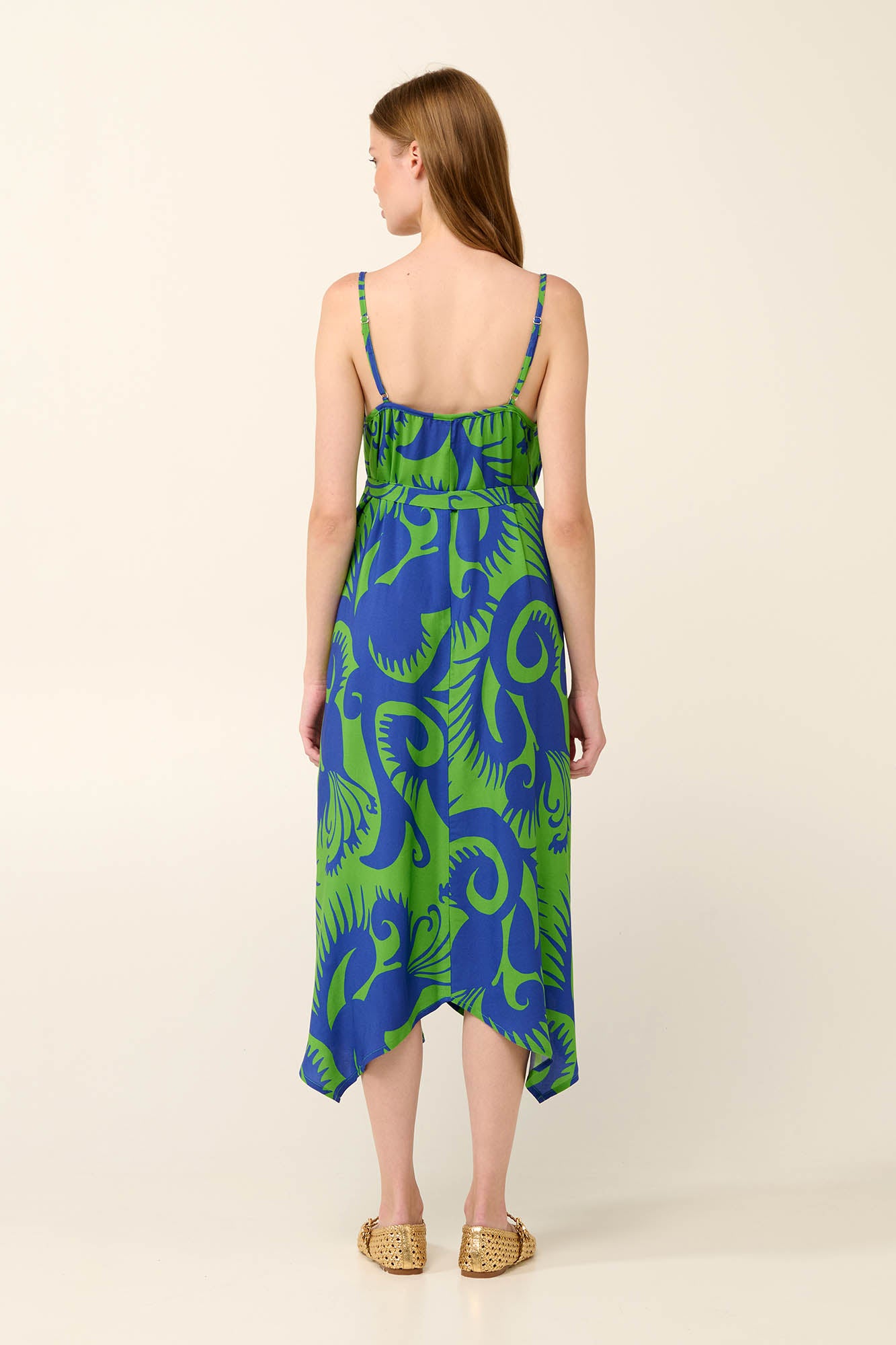 https://assets.vampfashion.com/SOFTONE_TMP_IMAGES/3_0098079996.jpg