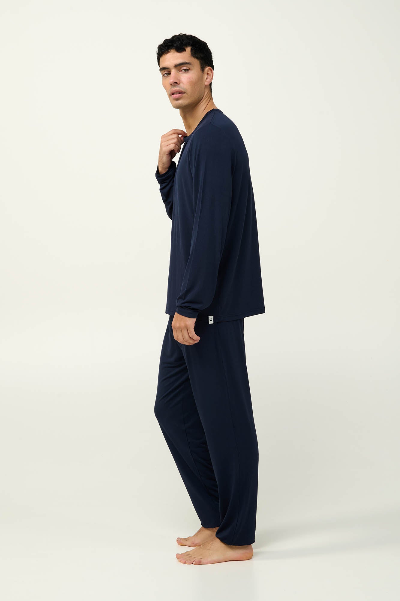https://assets.vampfashion.com/SOFTONE_TMP_IMAGES/3_0098188833.jpg