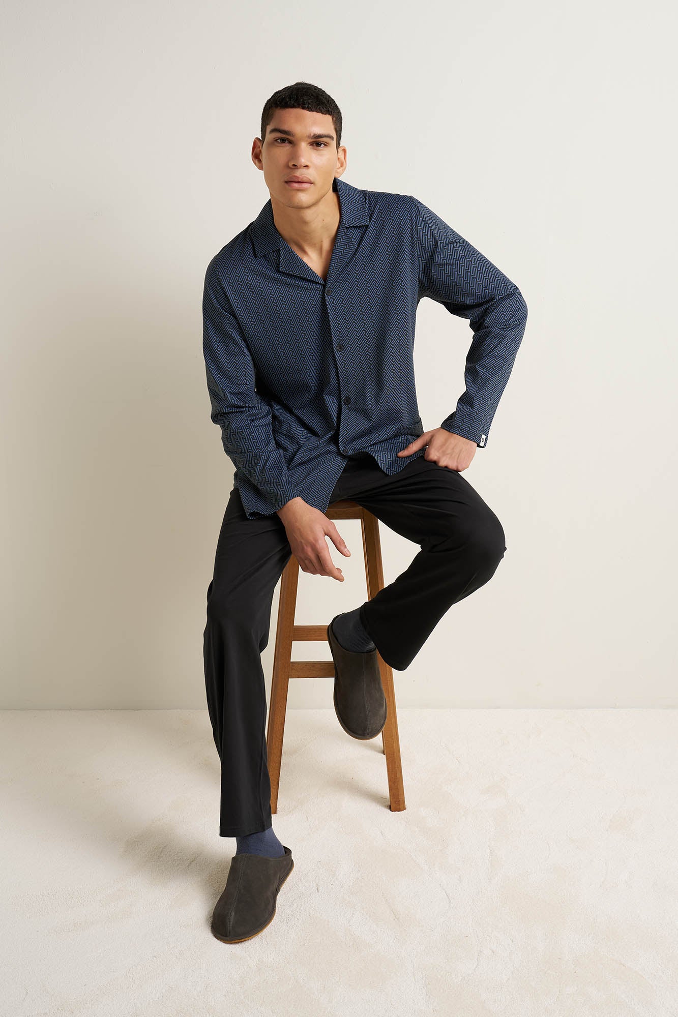 https://assets.vampfashion.com/SOFTONE_TMP_IMAGES/3_0098508343.jpg