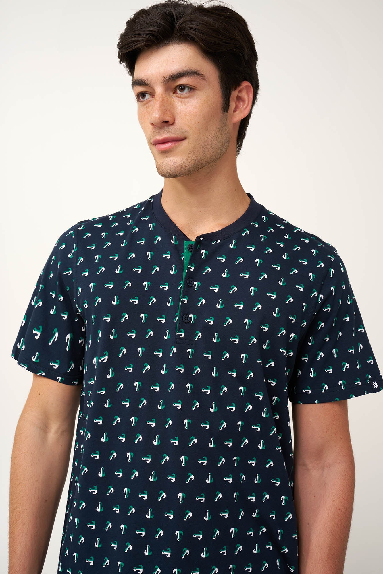 https://assets.vampfashion.com/SOFTONE_TMP_IMAGES/3_0104465700.jpg