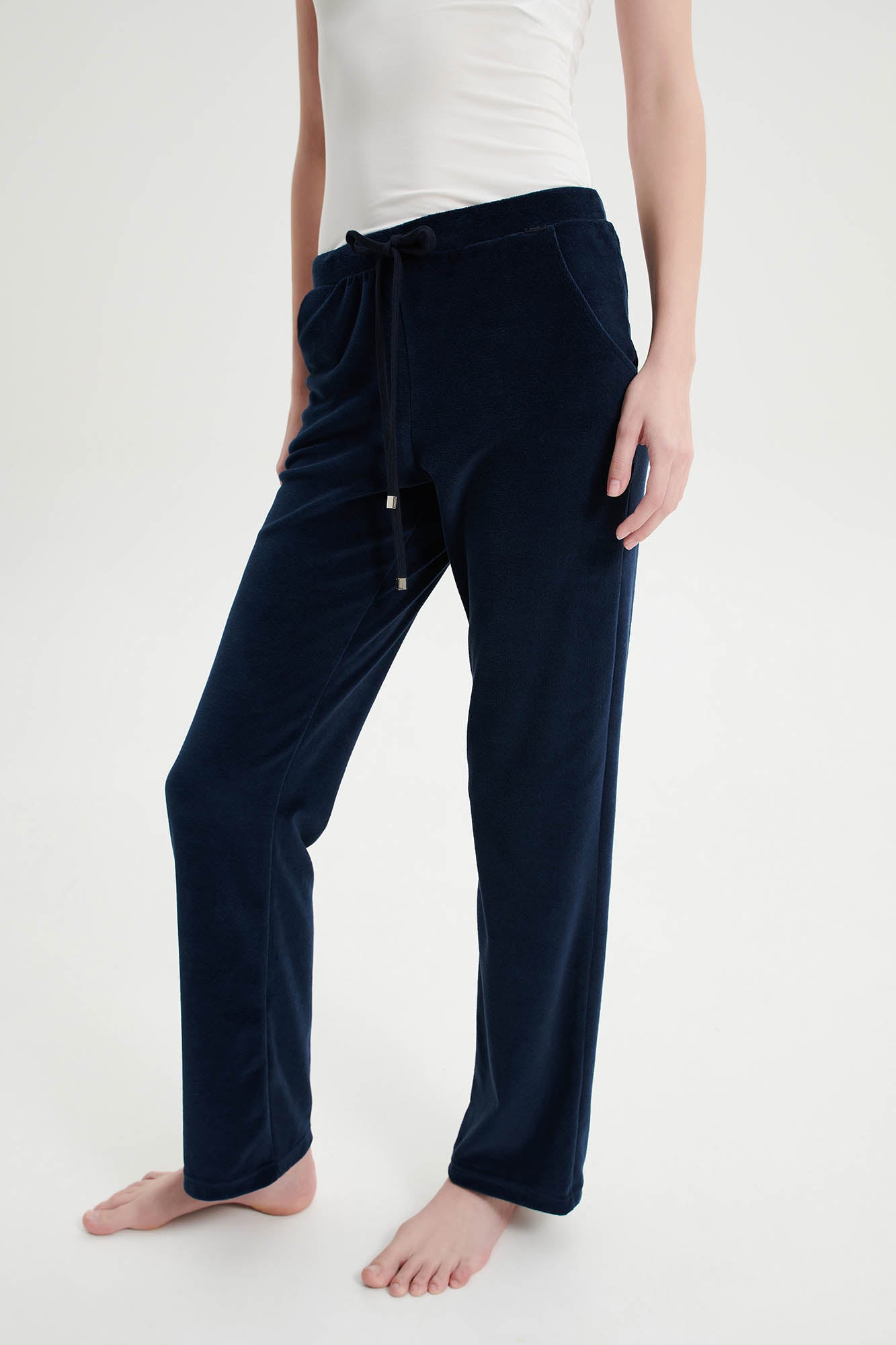 https://assets.vampfashion.com/SOFTONE_TMP_IMAGES/3_0113943287.jpg