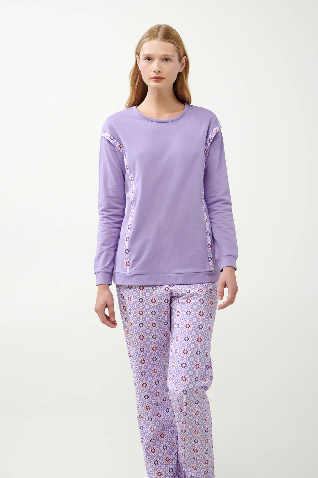 https://assets.vampfashion.com/SOFTONE_TMP_IMAGES/3_0122985949.jpg