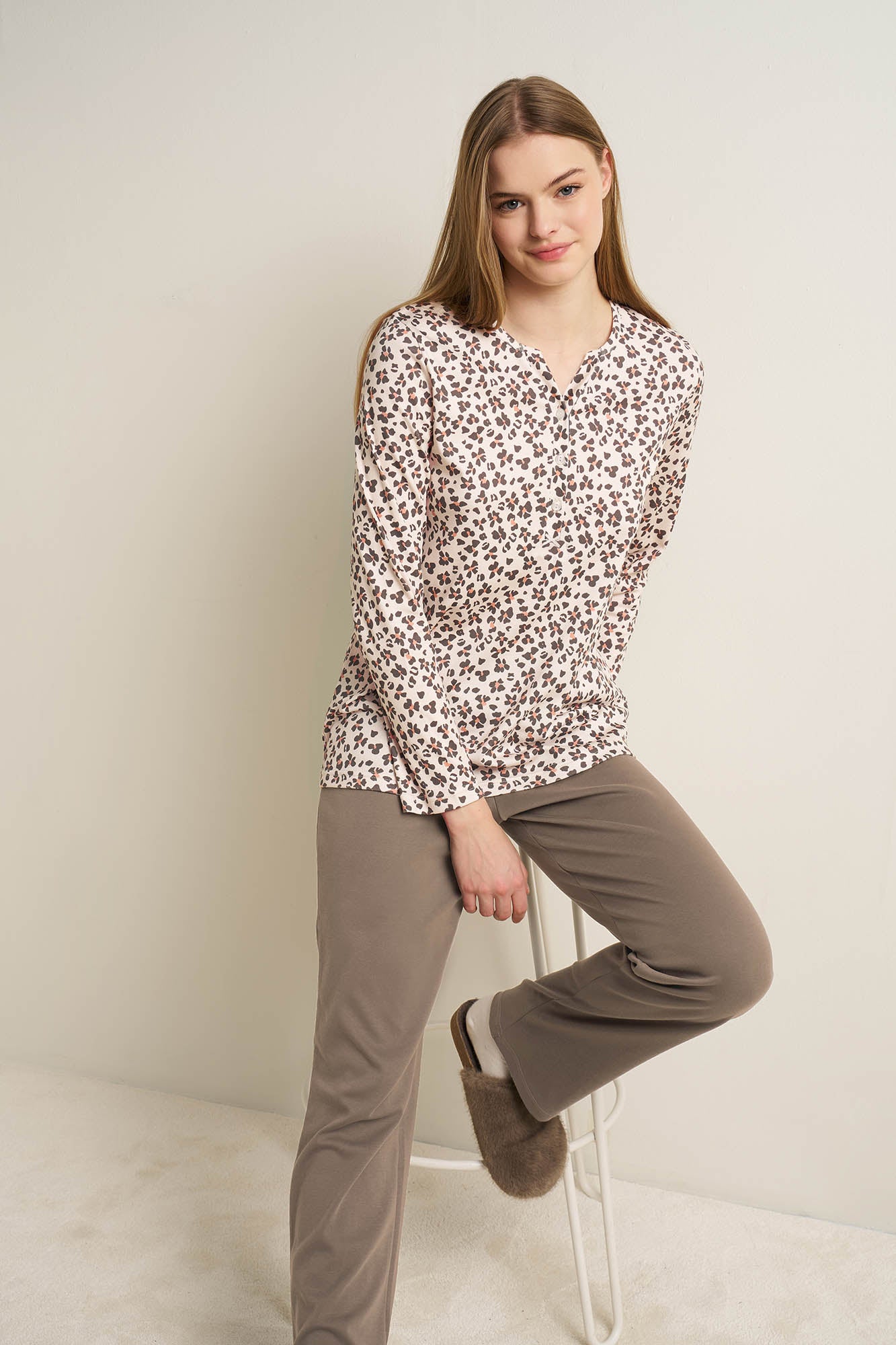 https://assets.vampfashion.com/SOFTONE_TMP_IMAGES/3_0123382195.jpg