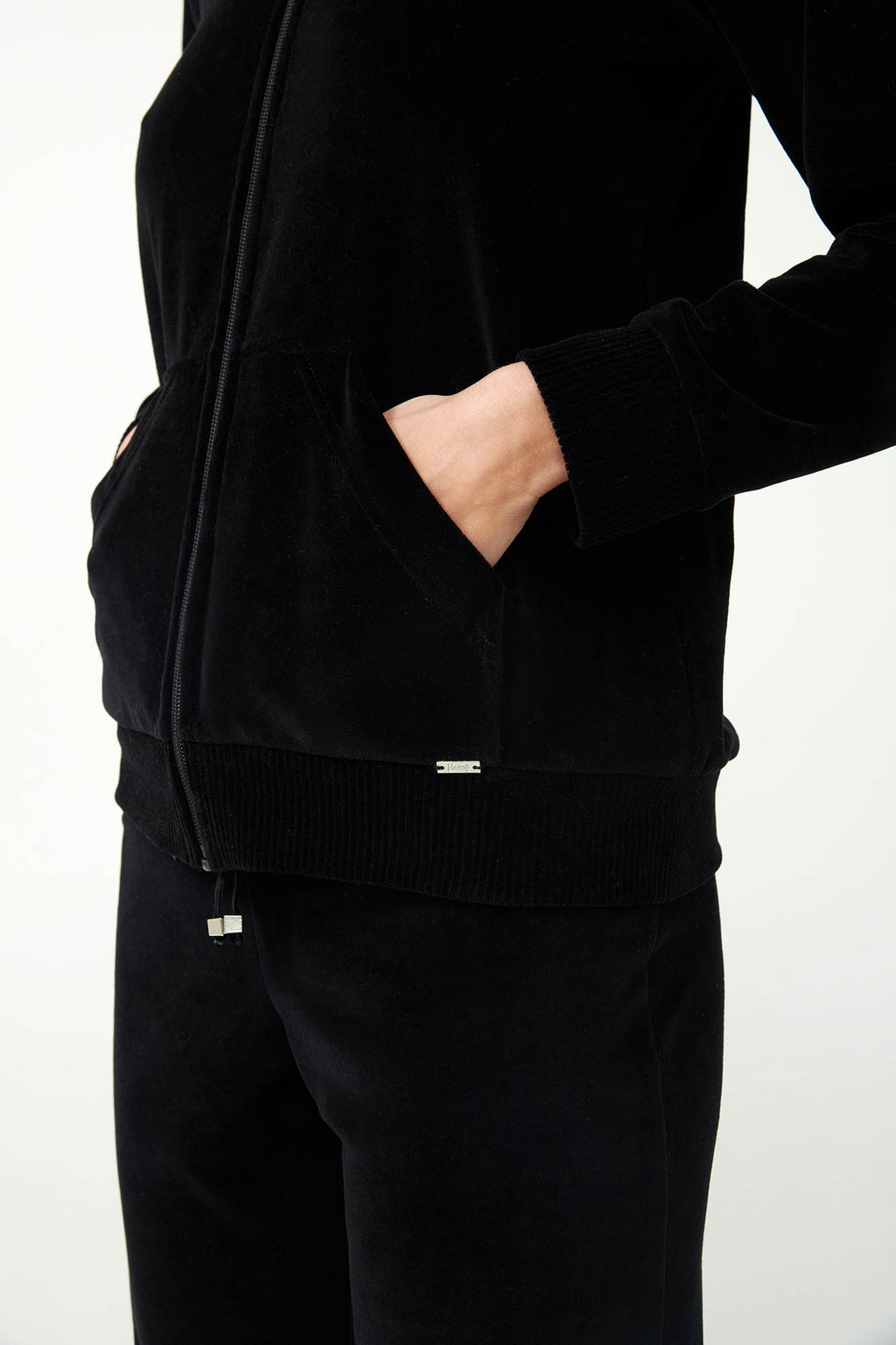 https://assets.vampfashion.com/SOFTONE_TMP_IMAGES/3_0135324955.jpg