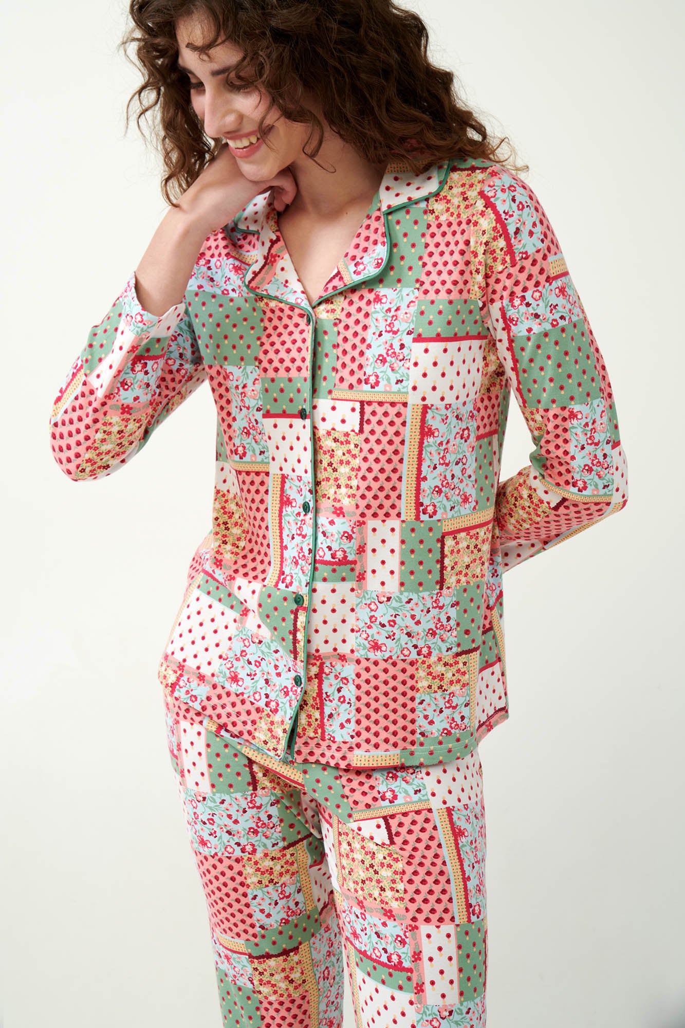 https://assets.vampfashion.com/SOFTONE_TMP_IMAGES/3_0162944693.jpg