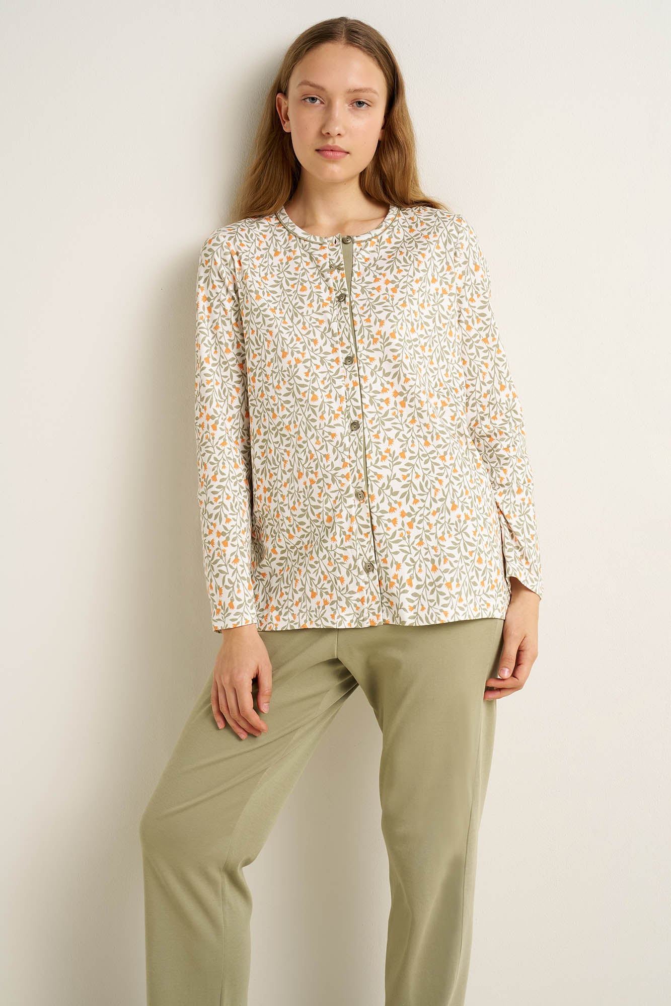 https://assets.vampfashion.com/SOFTONE_TMP_IMAGES/3_0165964732.jpg