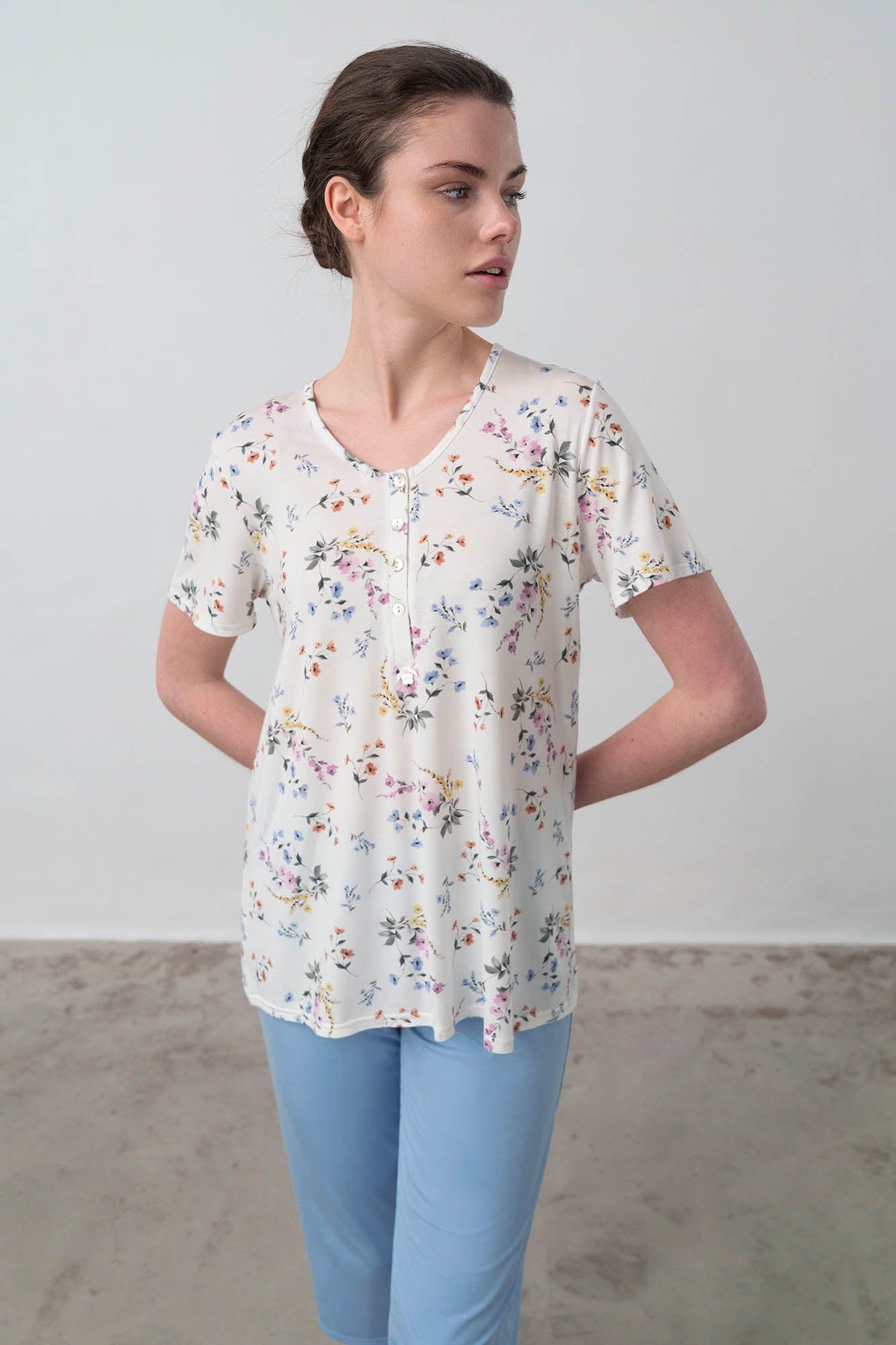 https://assets.vampfashion.com/SOFTONE_TMP_IMAGES/3_0184771994.jpg