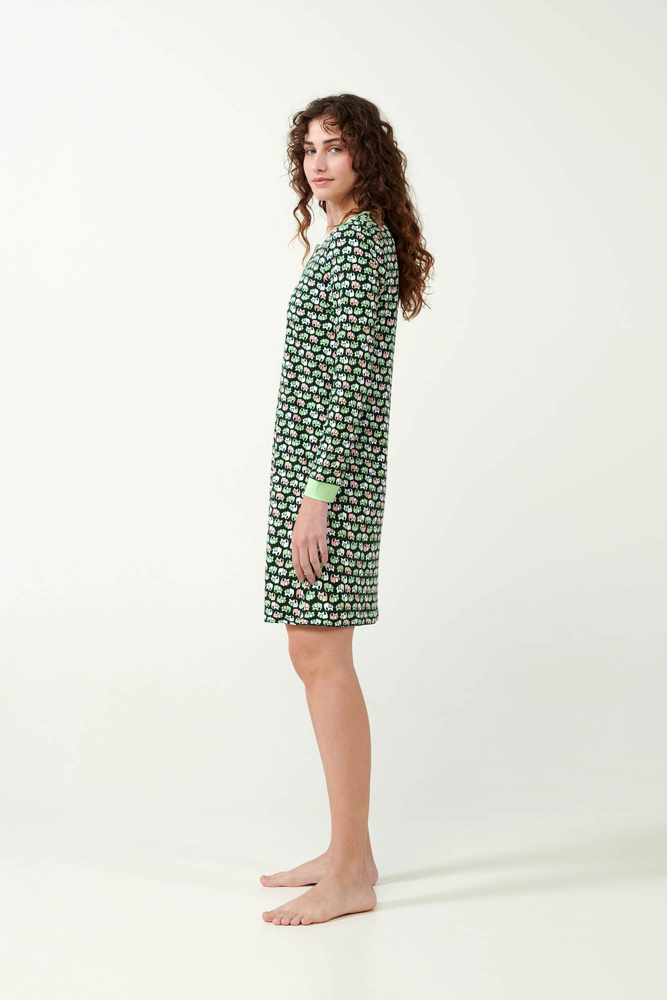 https://assets.vampfashion.com/SOFTONE_TMP_IMAGES/3_0190208693.jpg