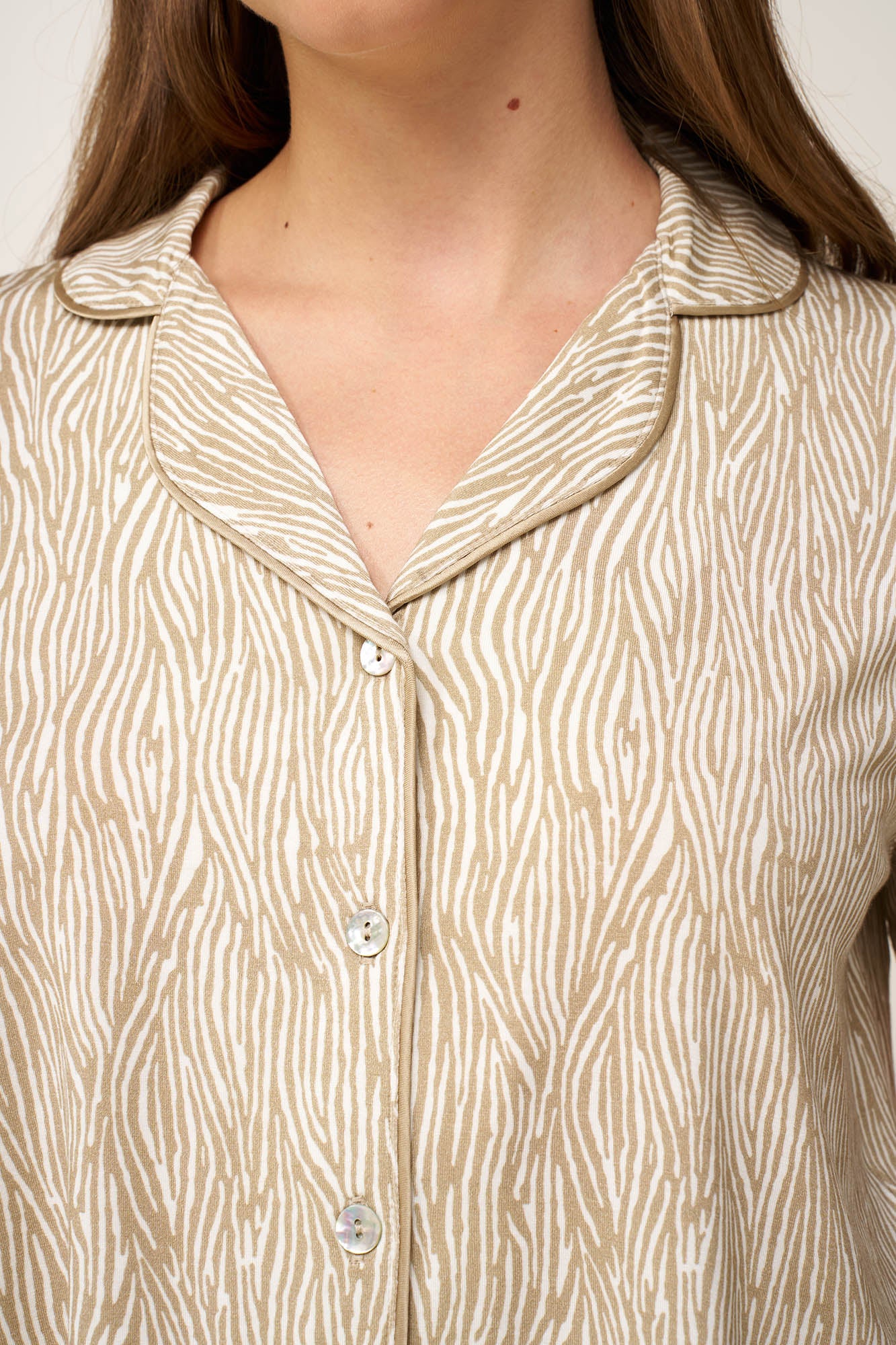 https://assets.vampfashion.com/SOFTONE_TMP_IMAGES/3_0197233072.jpg