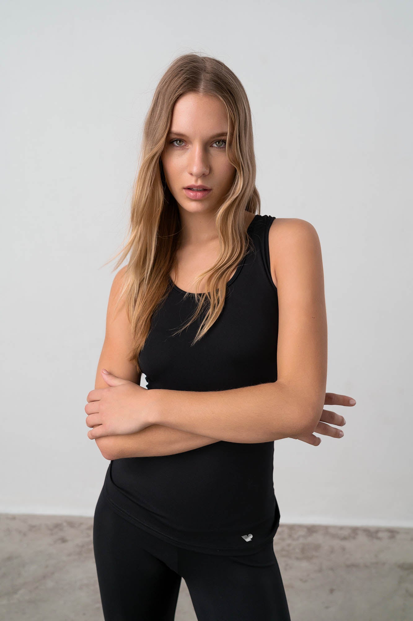 https://assets.vampfashion.com/SOFTONE_TMP_IMAGES/3_0203736008.jpg