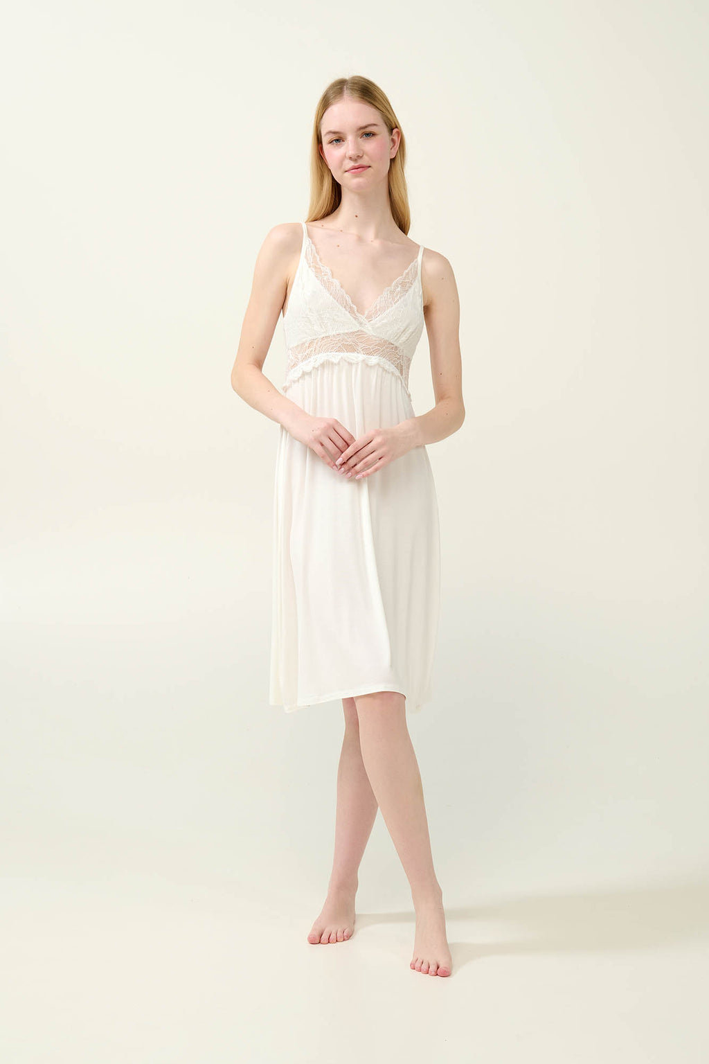 https://assets.vampfashion.com/SOFTONE_TMP_IMAGES/3_0222290953.jpg