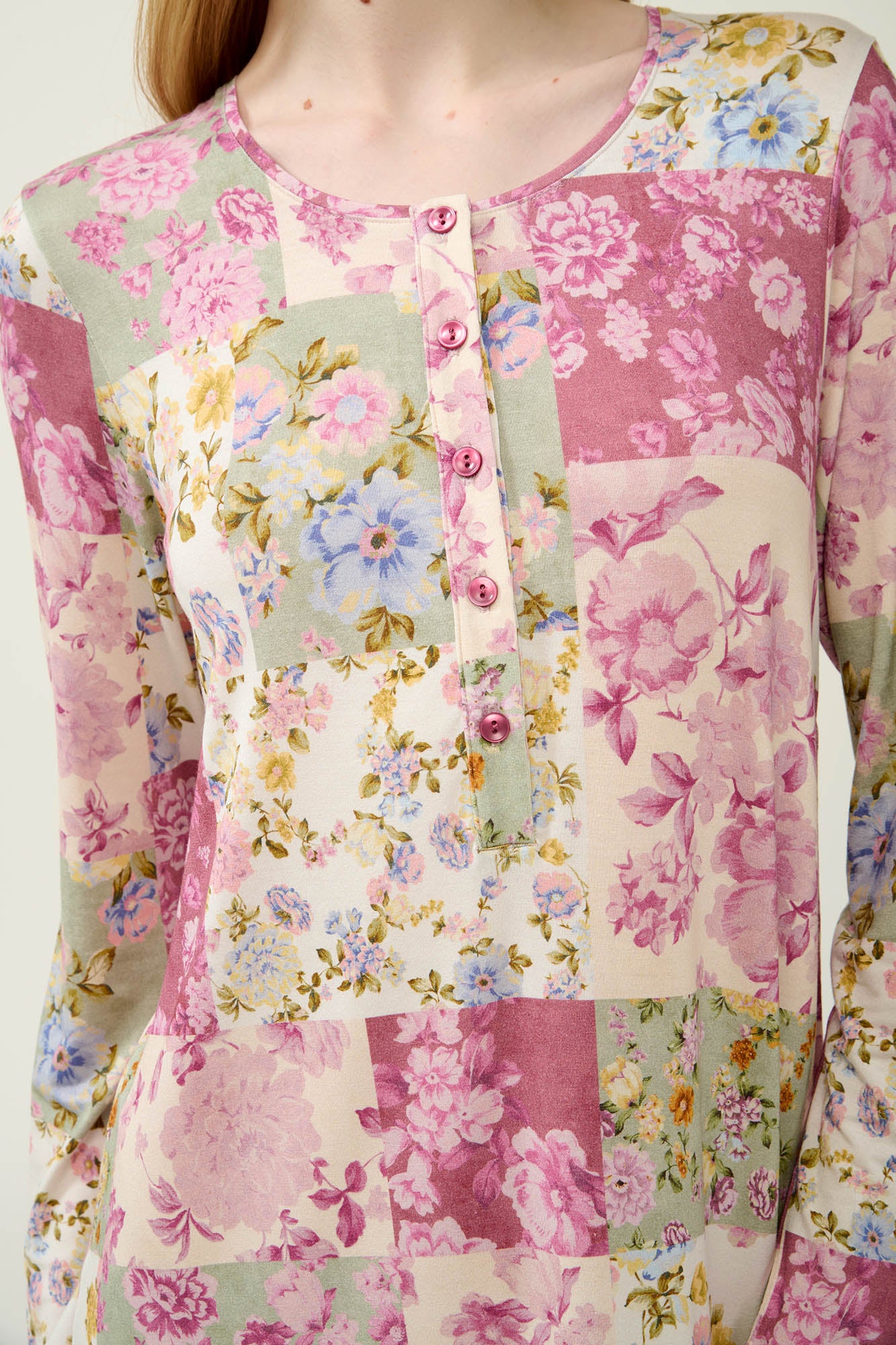 https://assets.vampfashion.com/SOFTONE_TMP_IMAGES/3_0240763407.jpg