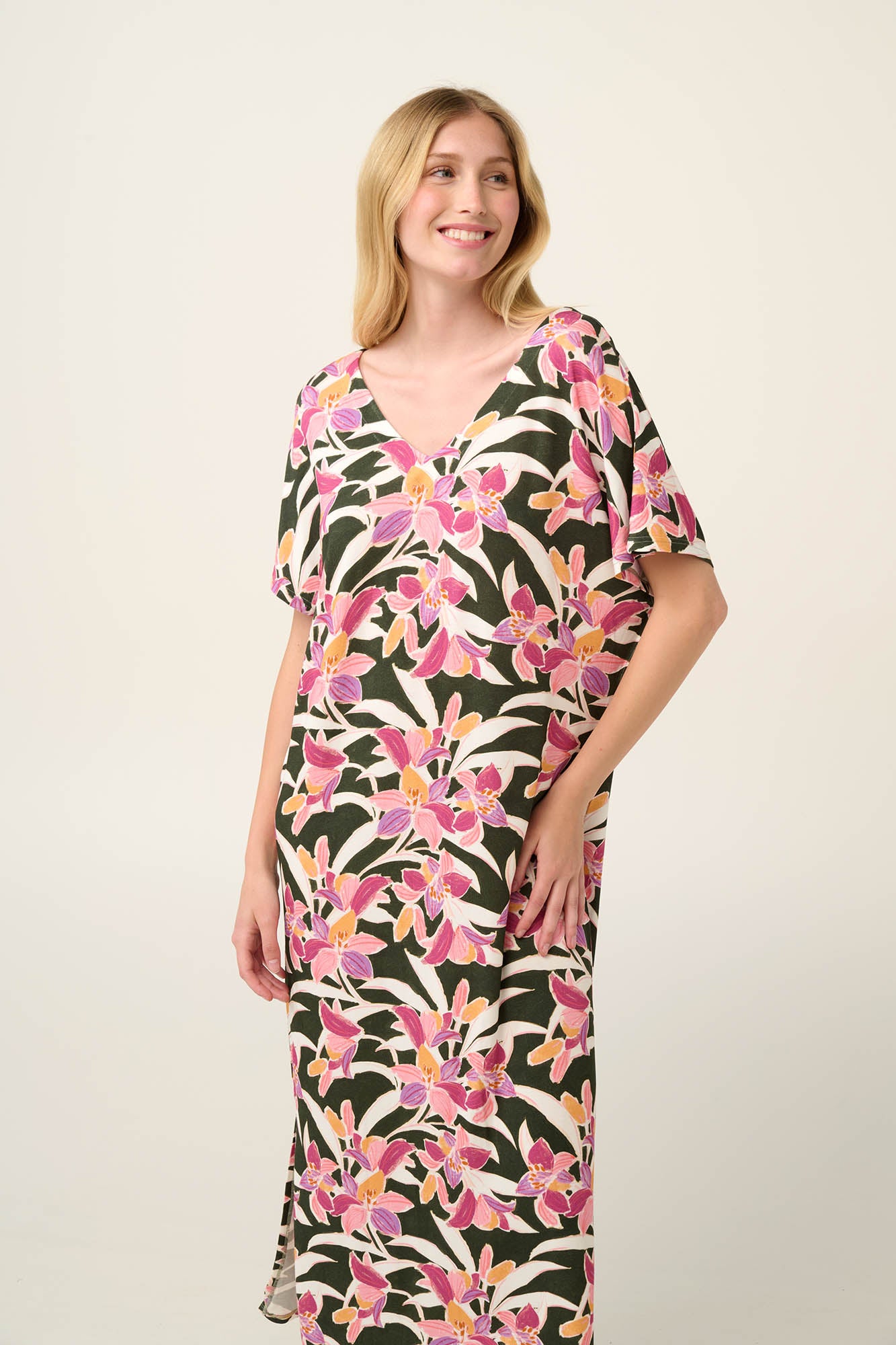 https://assets.vampfashion.com/SOFTONE_TMP_IMAGES/3_0240785036.jpg