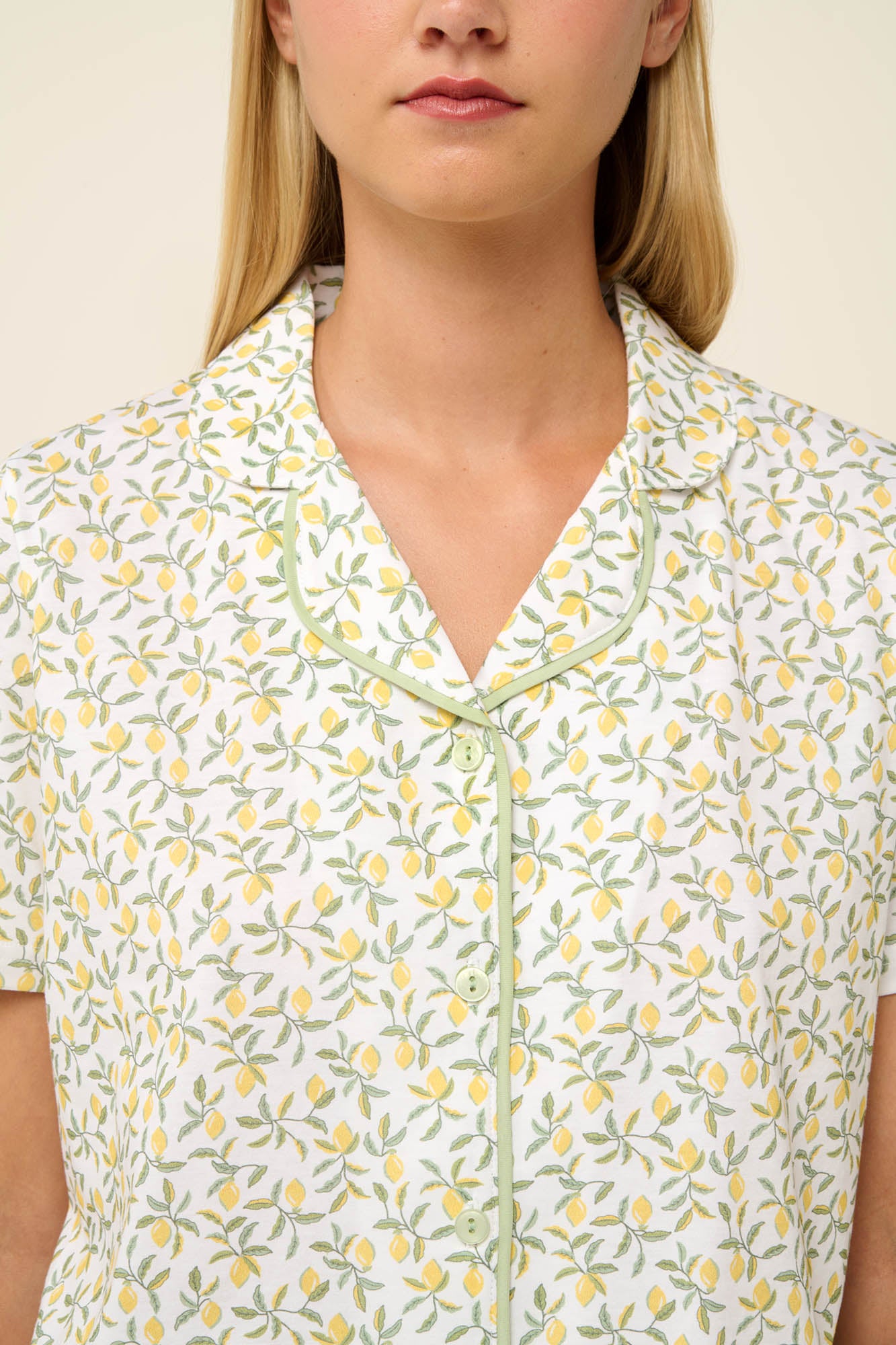 https://assets.vampfashion.com/SOFTONE_TMP_IMAGES/3_0275939359.jpg