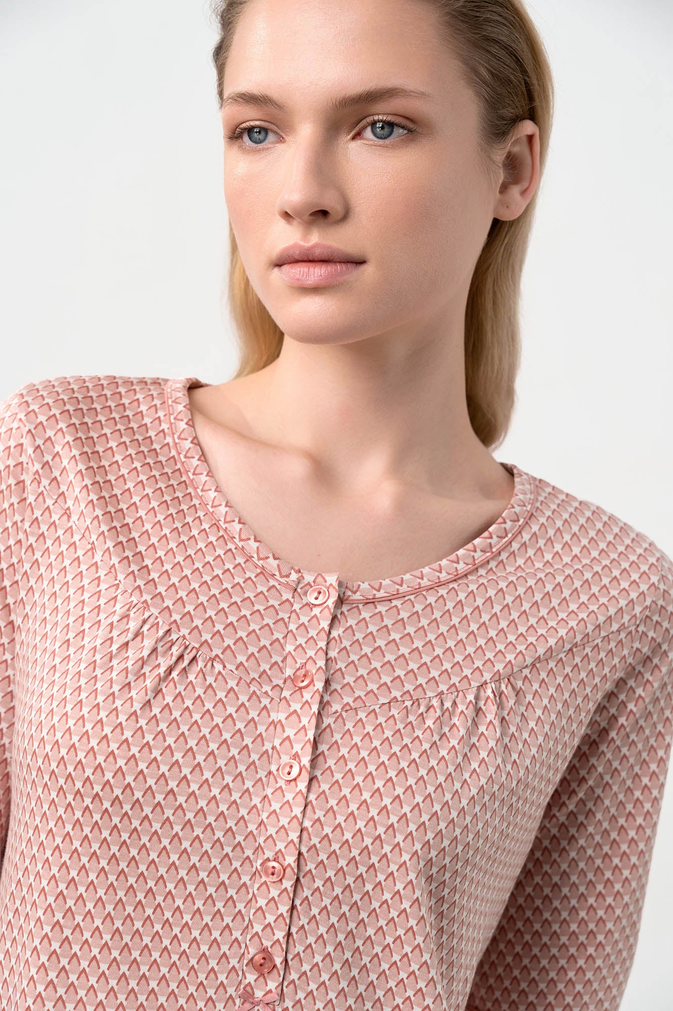 https://assets.vampfashion.com/SOFTONE_TMP_IMAGES/3_0290363550.jpg
