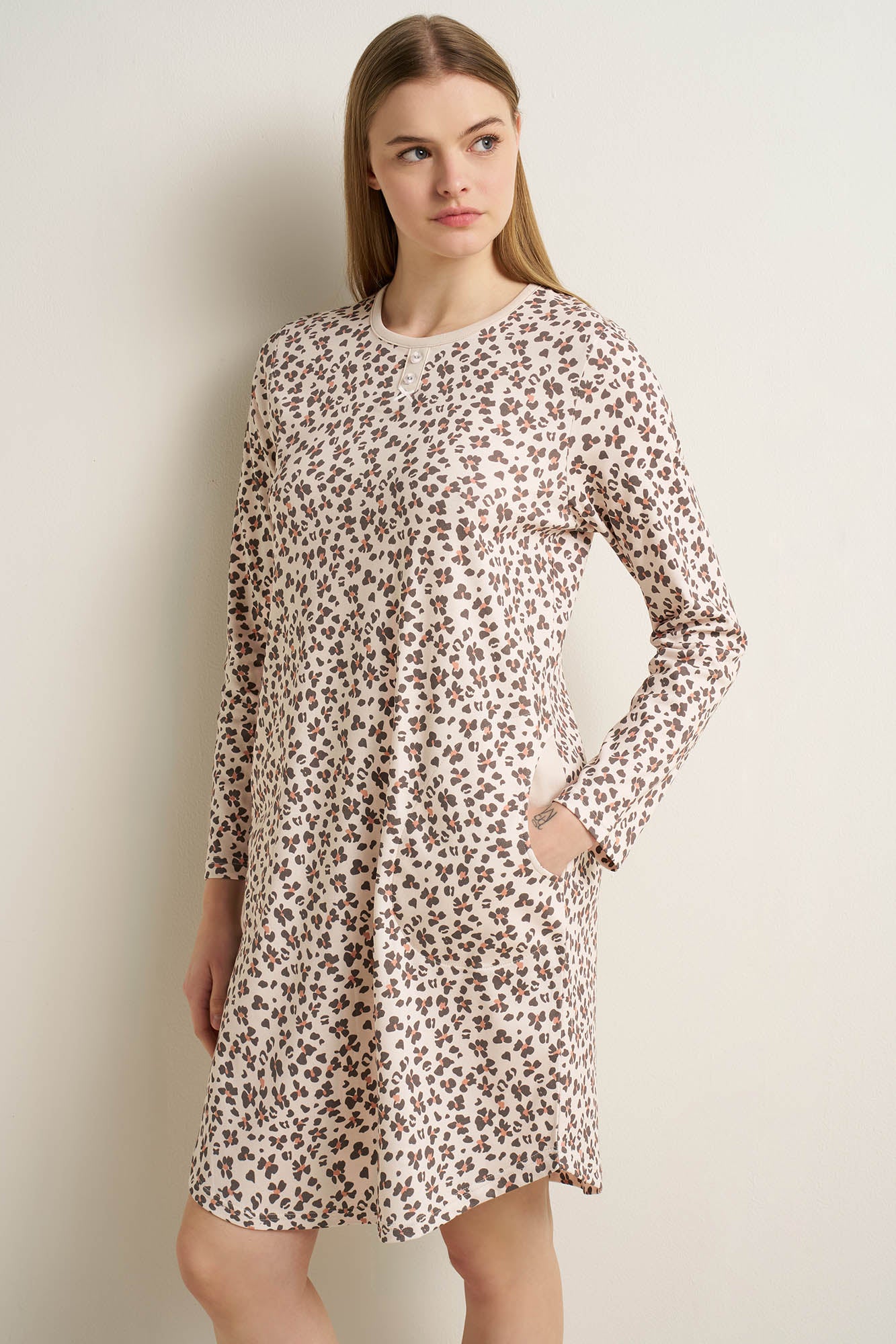 https://assets.vampfashion.com/SOFTONE_TMP_IMAGES/3_0335971858.jpg