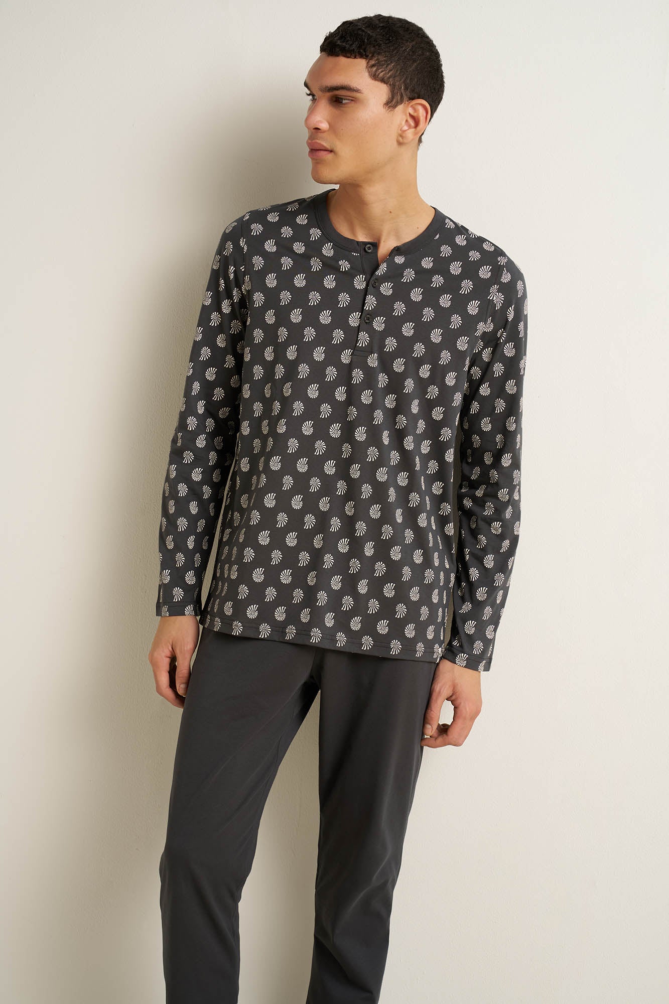 https://assets.vampfashion.com/SOFTONE_TMP_IMAGES/3_0343634624.jpg