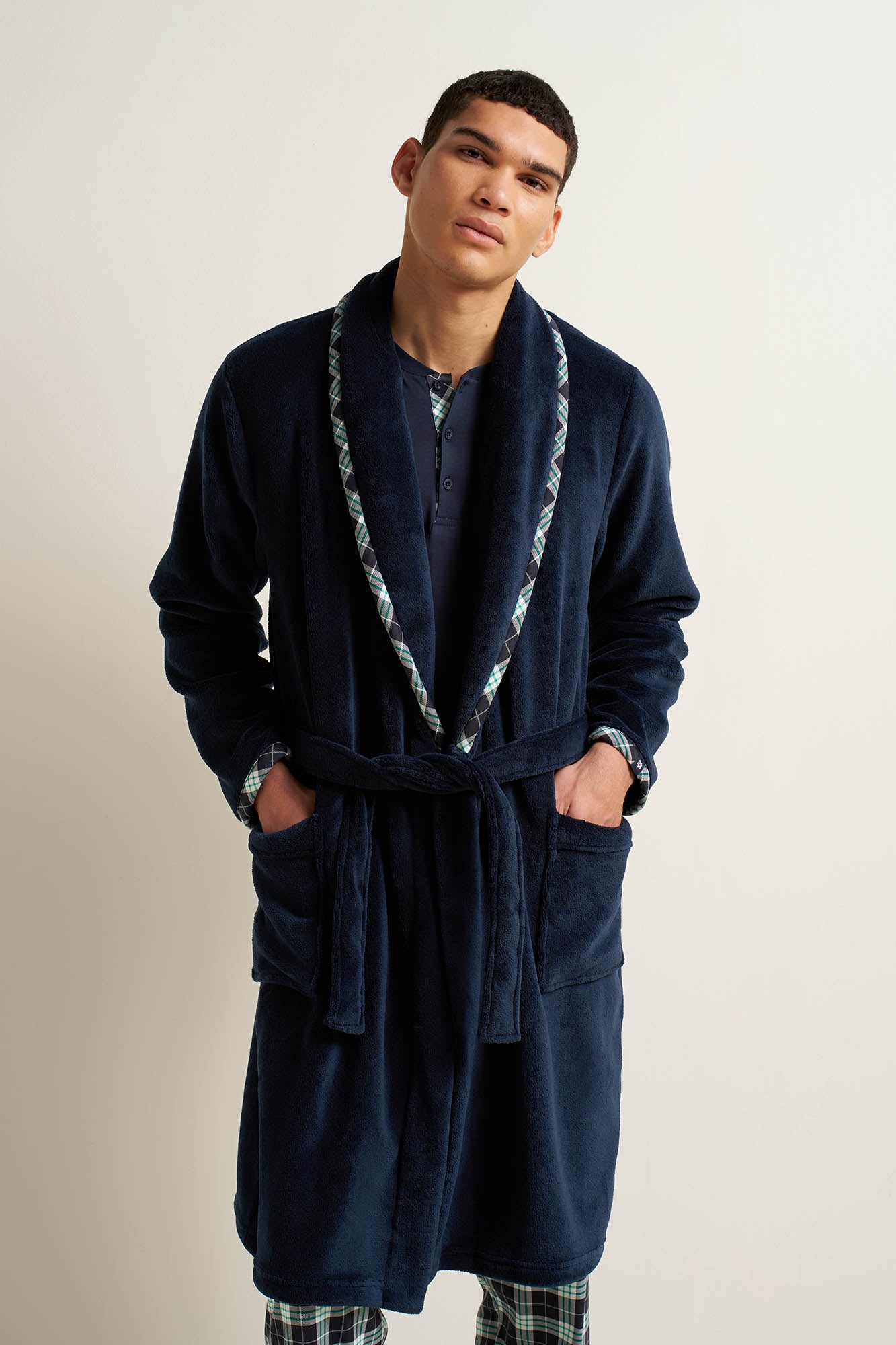 https://assets.vampfashion.com/SOFTONE_TMP_IMAGES/3_0373370409.jpg
