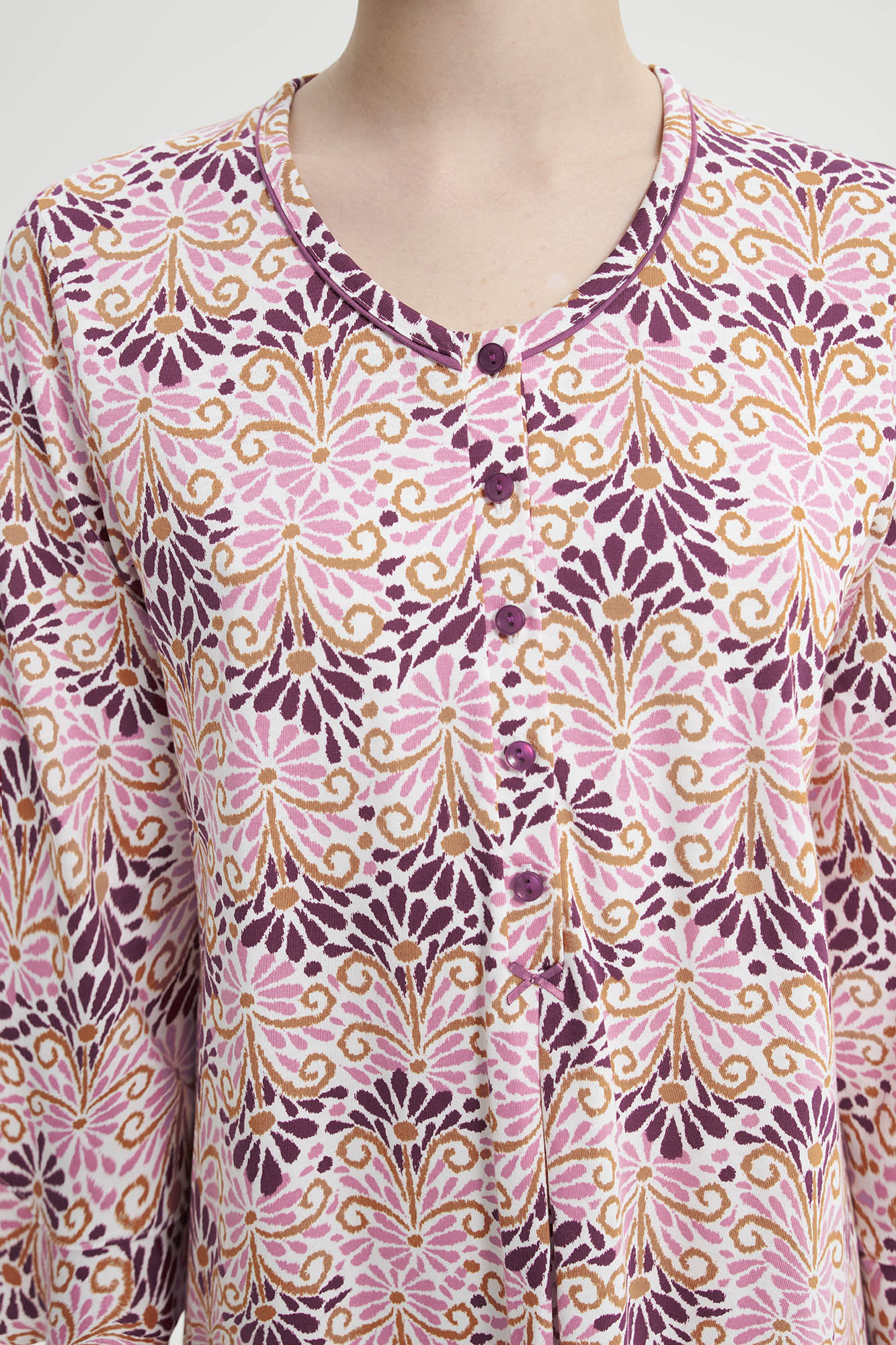 https://assets.vampfashion.com/SOFTONE_TMP_IMAGES/3_0376614670.jpg
