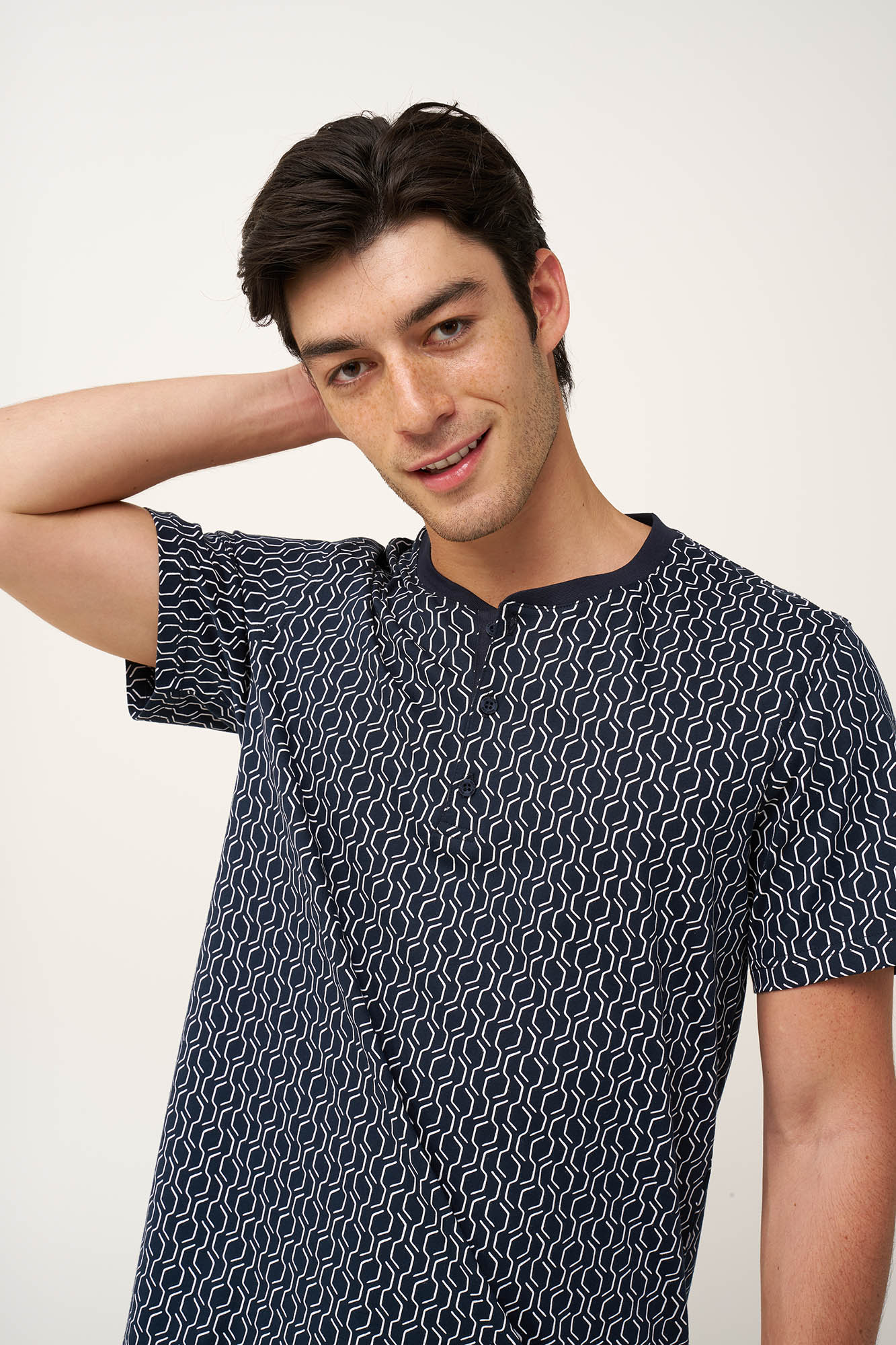 https://assets.vampfashion.com/SOFTONE_TMP_IMAGES/3_0420139954.jpg