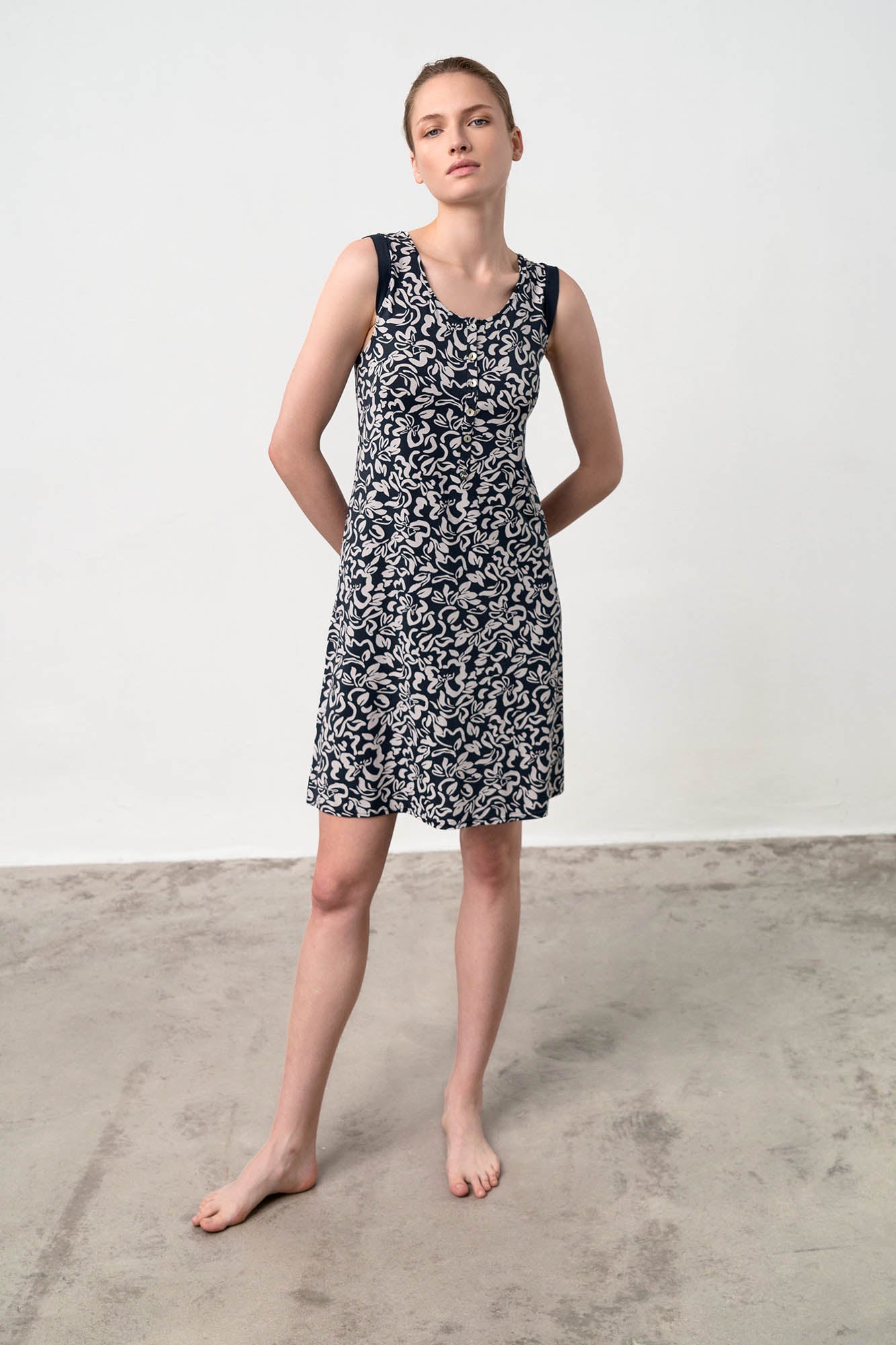 https://assets.vampfashion.com/SOFTONE_TMP_IMAGES/3_0422811481.jpg