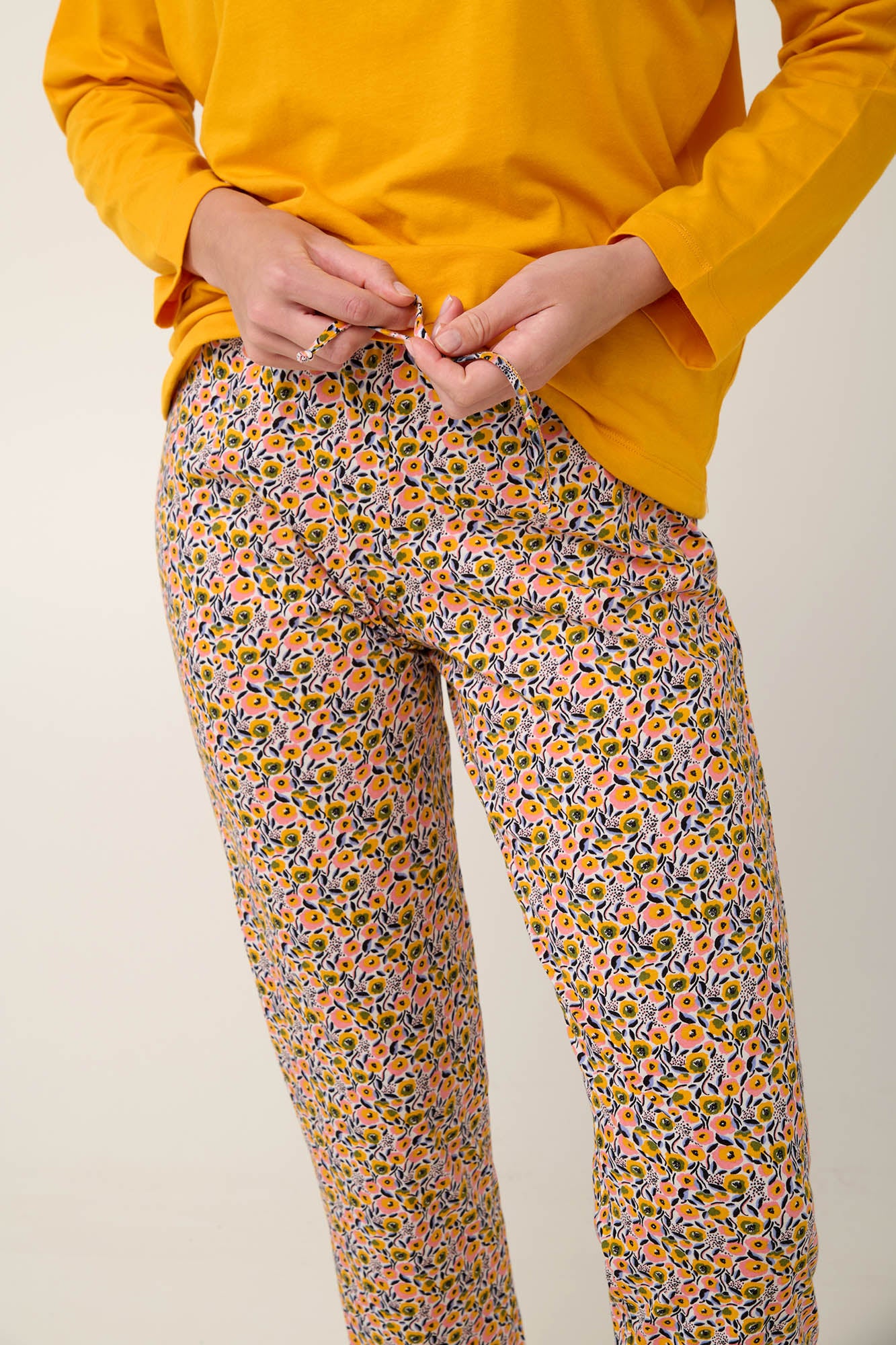 https://assets.vampfashion.com/SOFTONE_TMP_IMAGES/3_0429978564.jpg