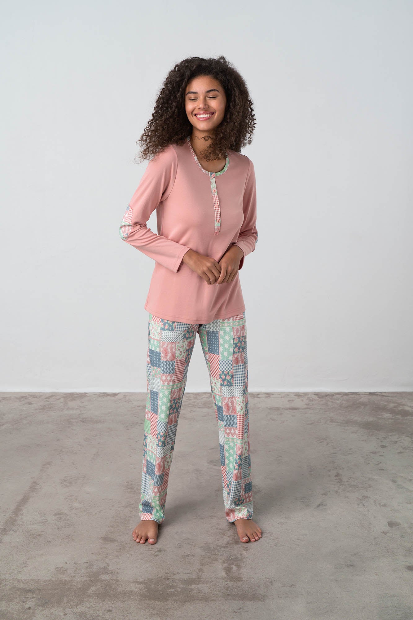 https://assets.vampfashion.com/SOFTONE_TMP_IMAGES/3_0441954273.jpg