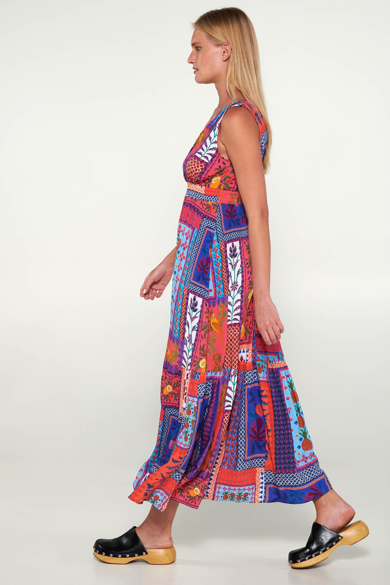 https://assets.vampfashion.com/SOFTONE_TMP_IMAGES/3_0447433779.jpg