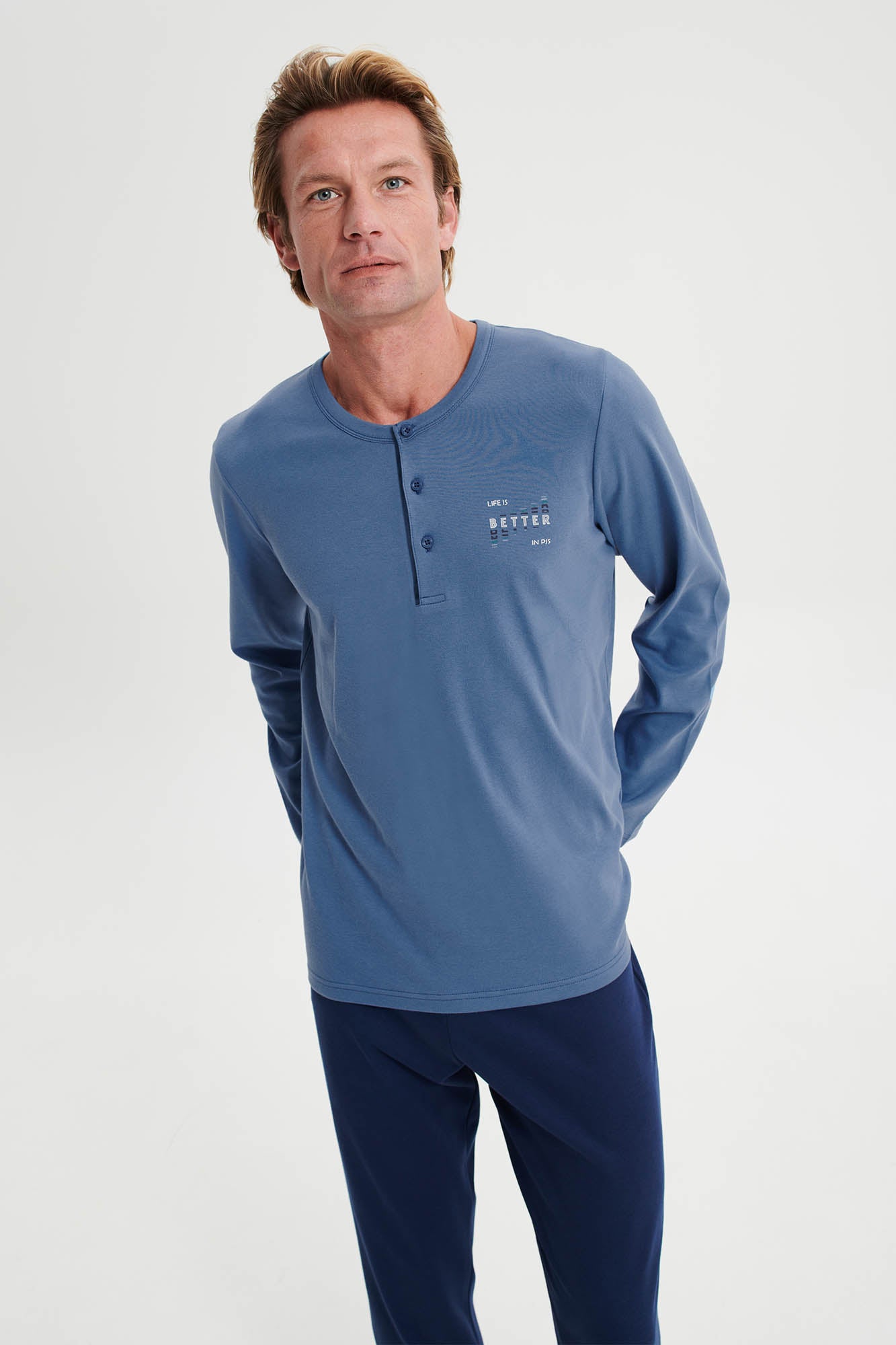 https://assets.vampfashion.com/SOFTONE_TMP_IMAGES/3_0472255854.jpg