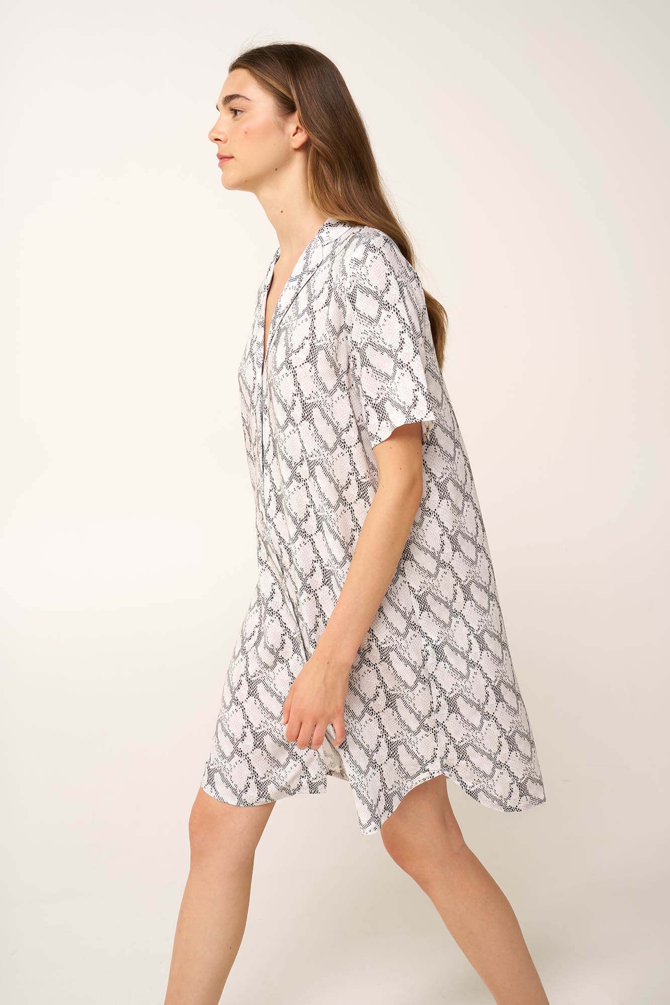 https://assets.vampfashion.com/SOFTONE_TMP_IMAGES/3_0473807522.jpg