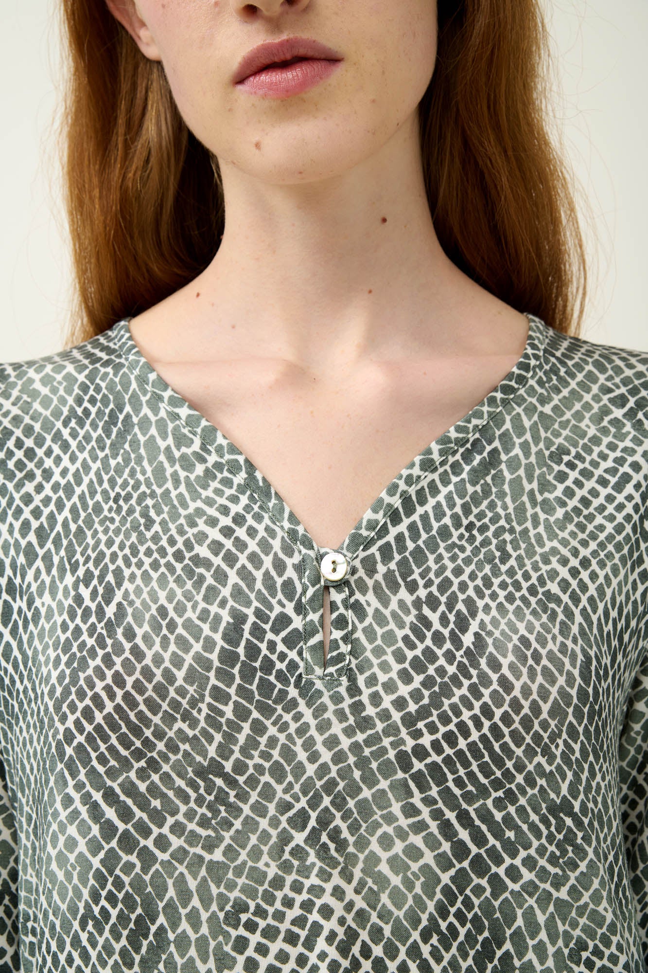 https://assets.vampfashion.com/SOFTONE_TMP_IMAGES/3_0474600304.jpg