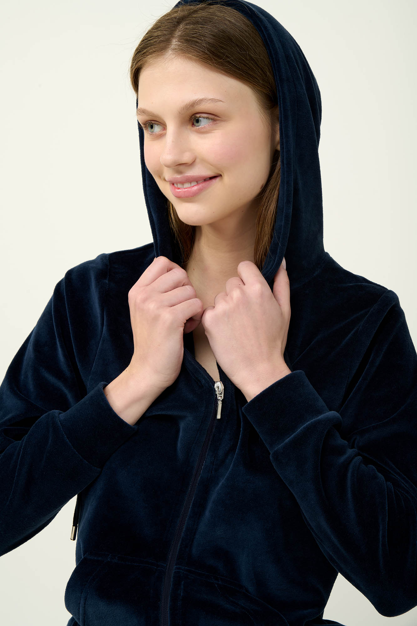 Vamp - Γυναικεία Velvet Φόρμα με Κουκούλα