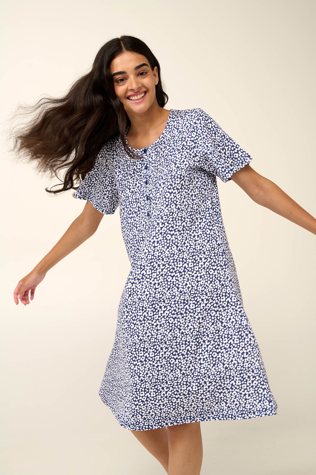 https://assets.vampfashion.com/SOFTONE_TMP_IMAGES/3_0498285694.jpg