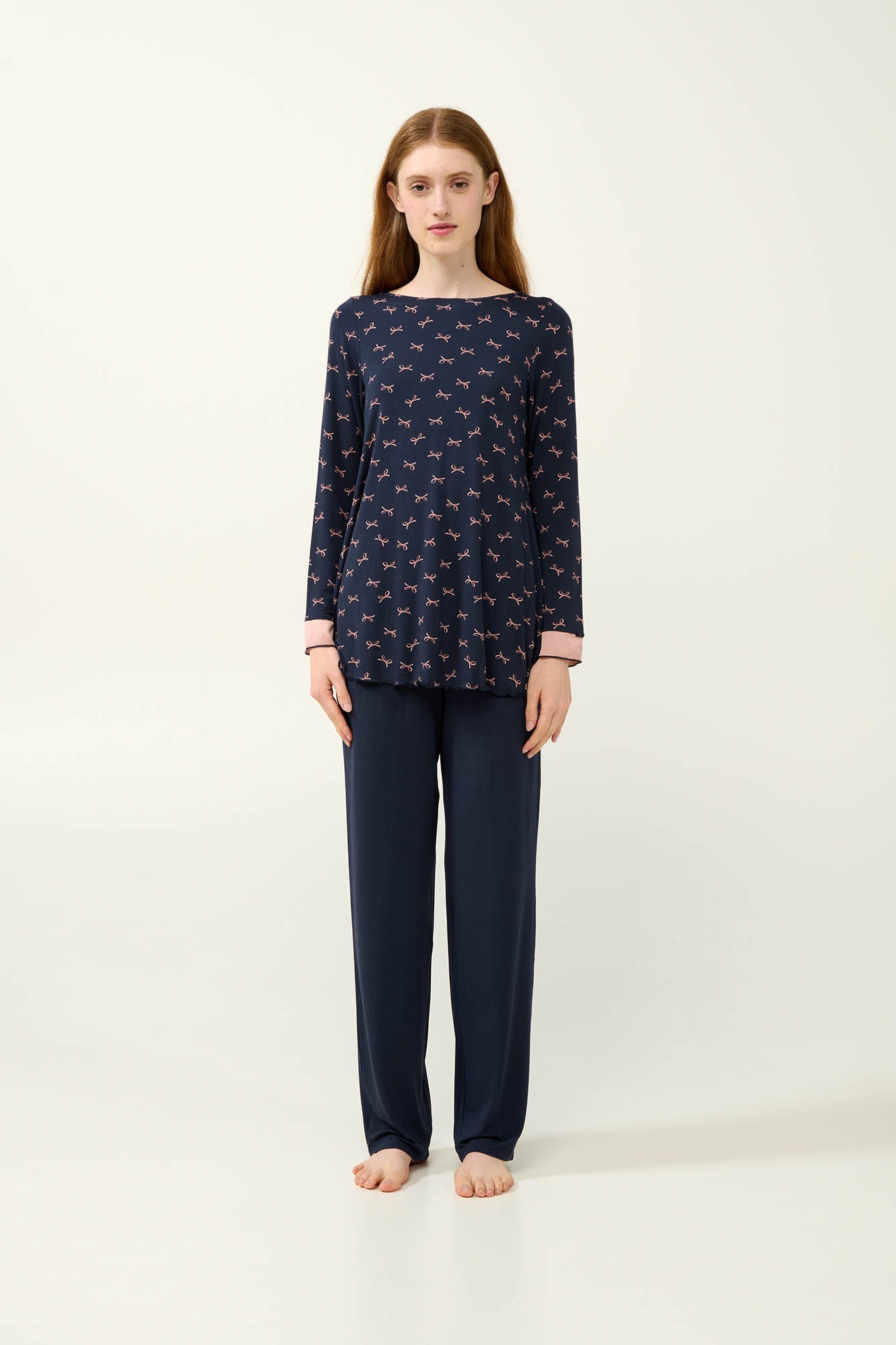 https://assets.vampfashion.com/SOFTONE_TMP_IMAGES/3_0498512834.jpg
