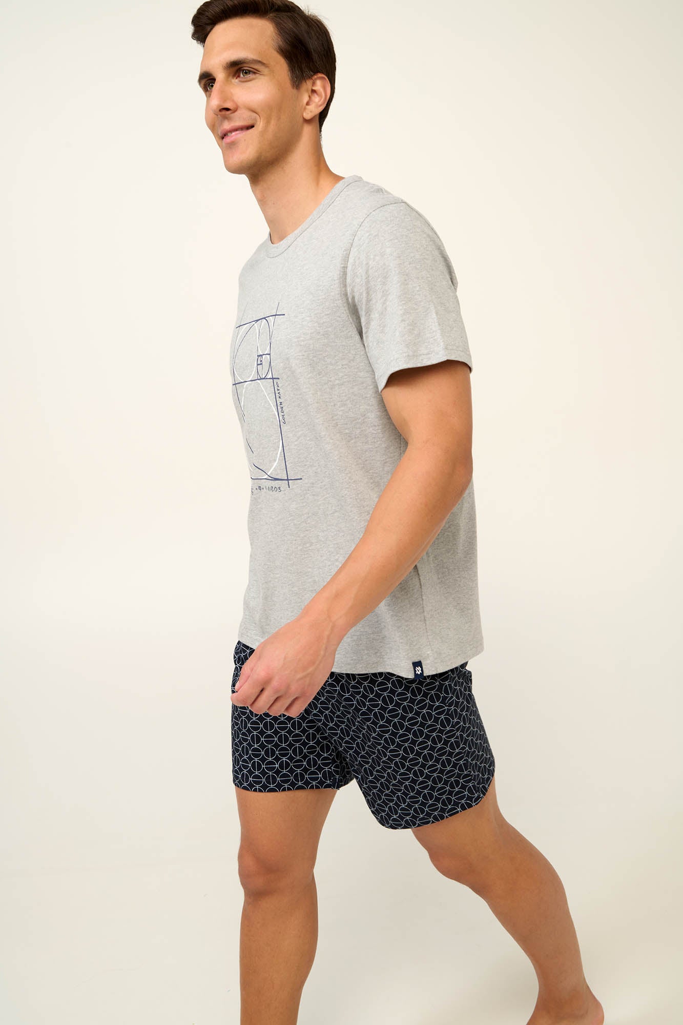 https://assets.vampfashion.com/SOFTONE_TMP_IMAGES/3_0502589312.jpg