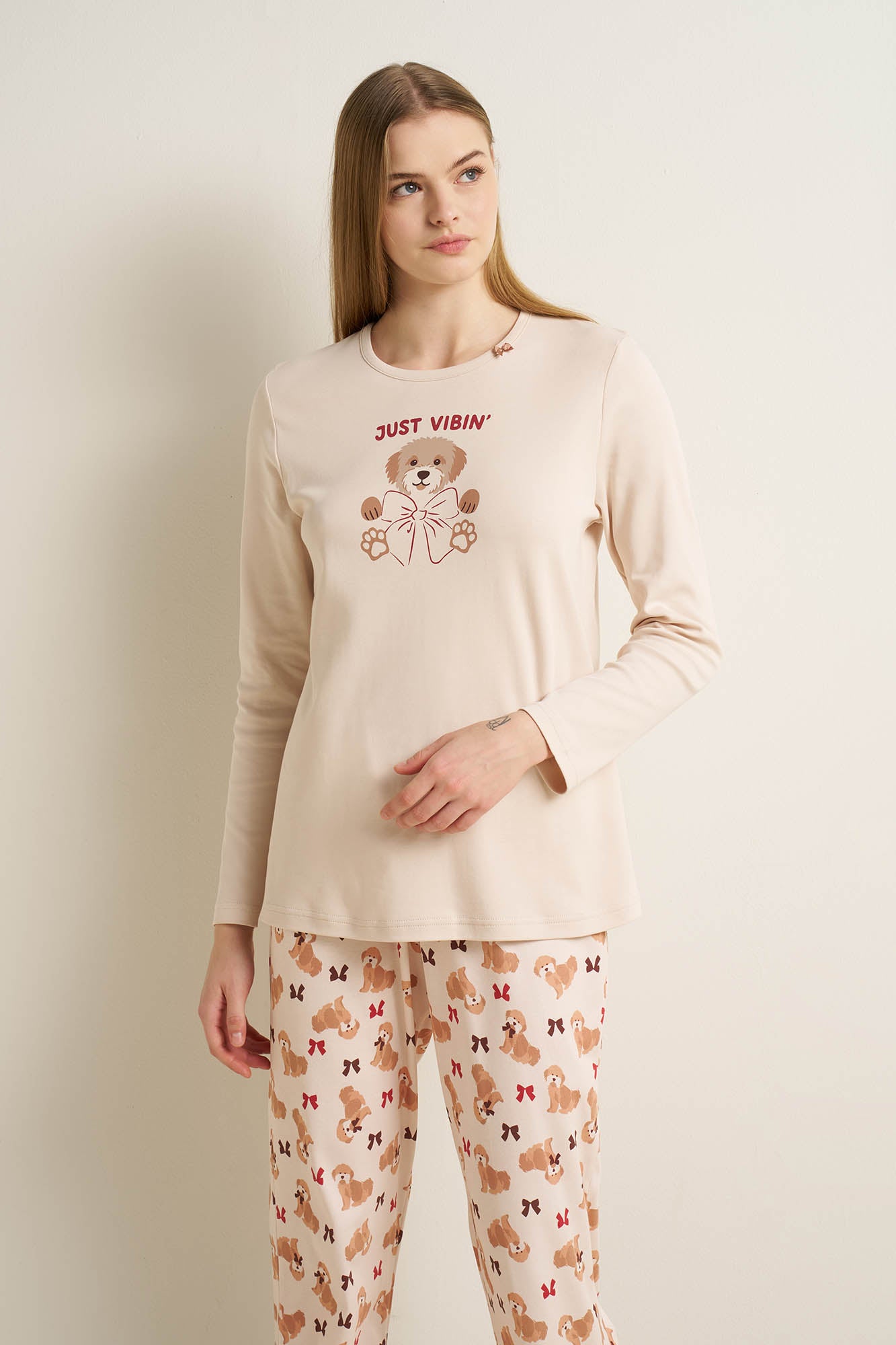 https://assets.vampfashion.com/SOFTONE_TMP_IMAGES/3_0567905154.jpg