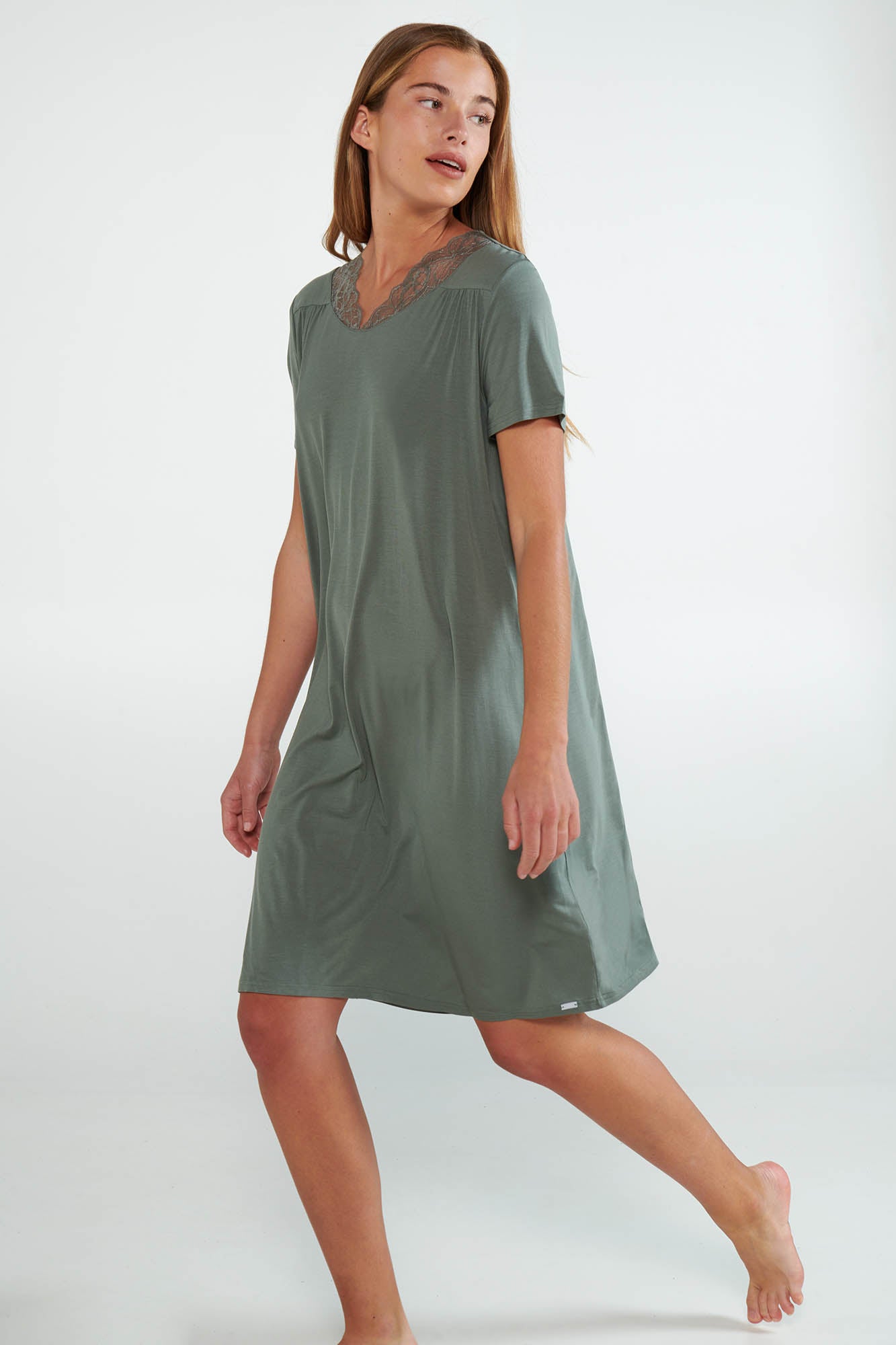 https://assets.vampfashion.com/SOFTONE_TMP_IMAGES/3_0586370131.jpg