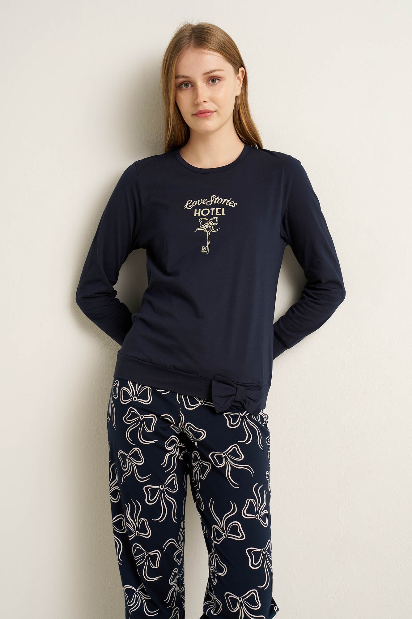 https://assets.vampfashion.com/SOFTONE_TMP_IMAGES/3_0623635239.jpg