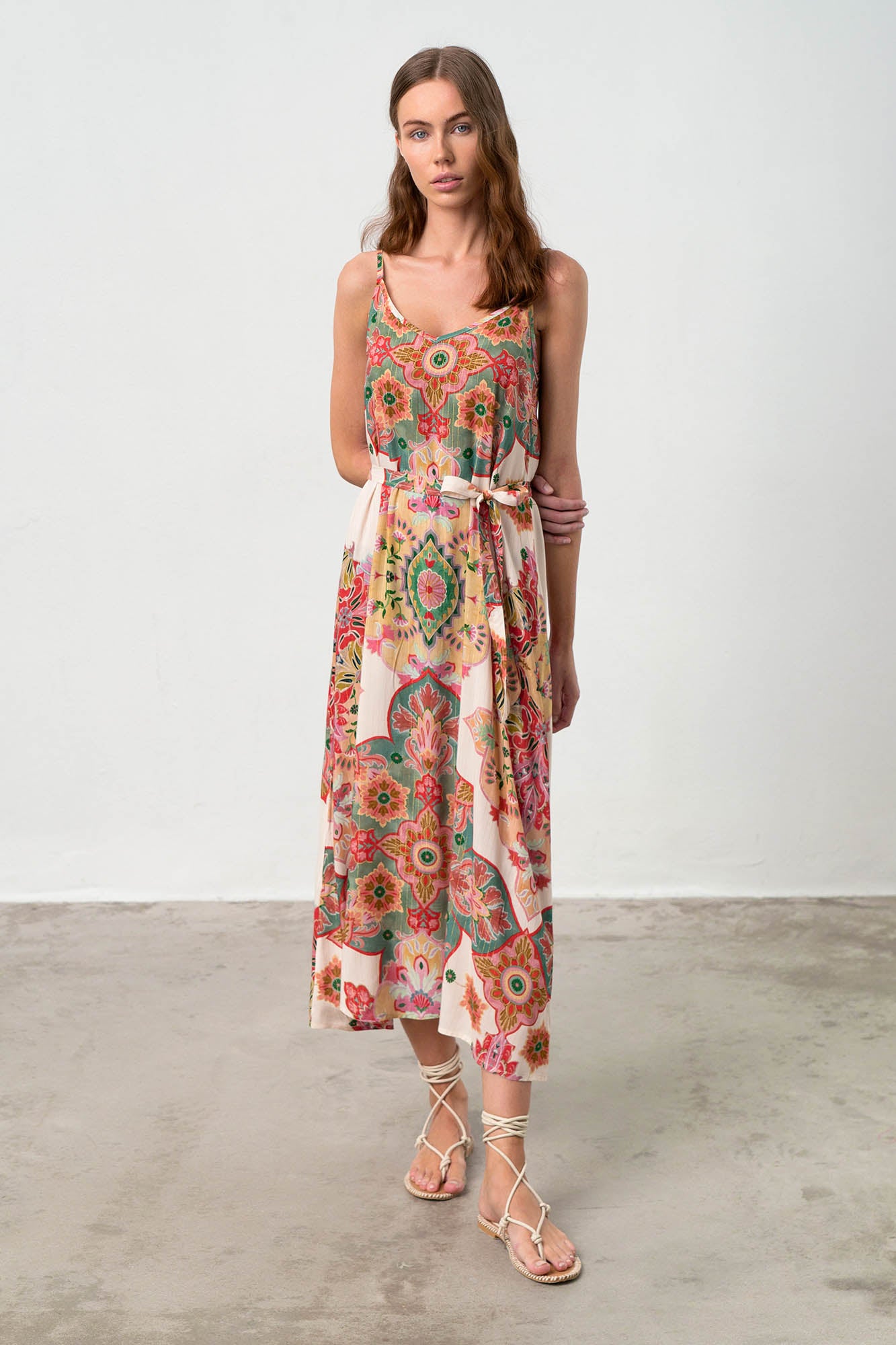 https://assets.vampfashion.com/SOFTONE_TMP_IMAGES/3_0642795593.jpg